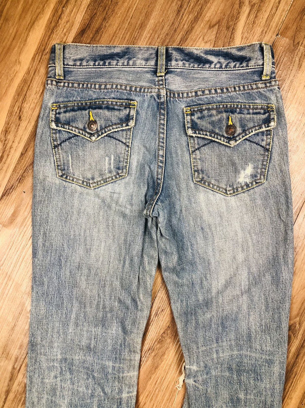 Le Grande Bleu (L.G.B.) Harvest Boom Y2K Ripped Flare Jeans (40) Size 28" / US 6 / IT 42 - 15 Thumbnail