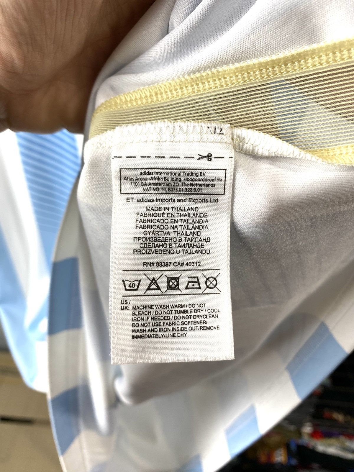 Adidas Vintage Adidas Argentina Soccer Jersey T Shirt Football Size US M / EU 48-50 / 2 - 6 Thumbnail