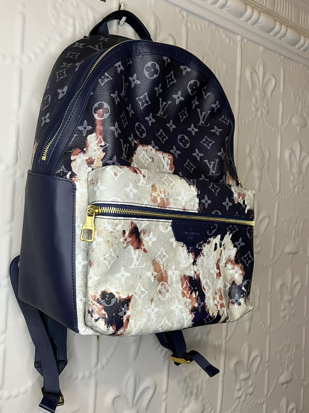 Louis Vuitton LOUIS VUITTON Discovery Backpack PM Ink Blue Patent Canvas Size ONE SIZE - 3 Thumbnail