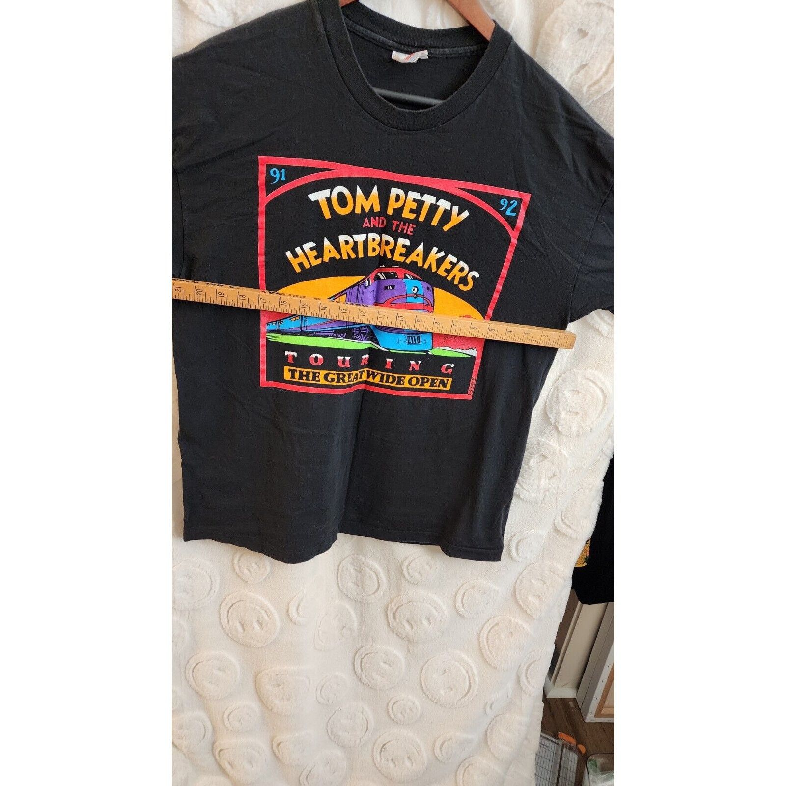 Hanes VTG XL Tom Petty And The Heartbreakers Concert Tee Size US XL / EU 56 / 4 - 3 Thumbnail