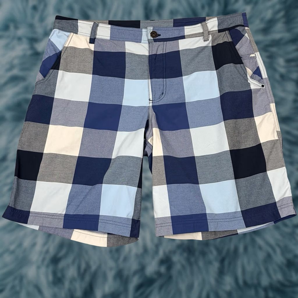 Lululemon Lululemon Mens Shorts 40 Plaid Zip Pocket Lightweight Athletic Performance Chino Multicolor Outdoor Sports 10in Inseam Mens Size US 40 / EU 56 - 1 Thumbnail