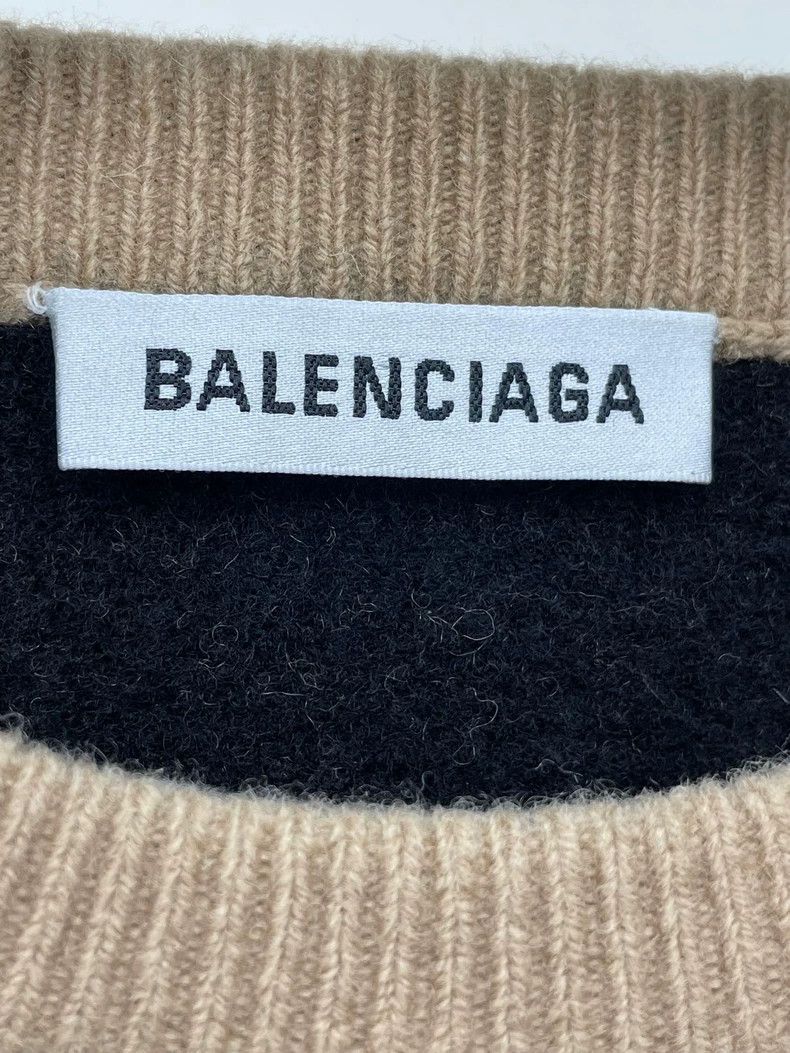 Balenciaga Balenciaga Knit cardigan full of logo Size US M / EU 48-50 / 2 - 5 Thumbnail
