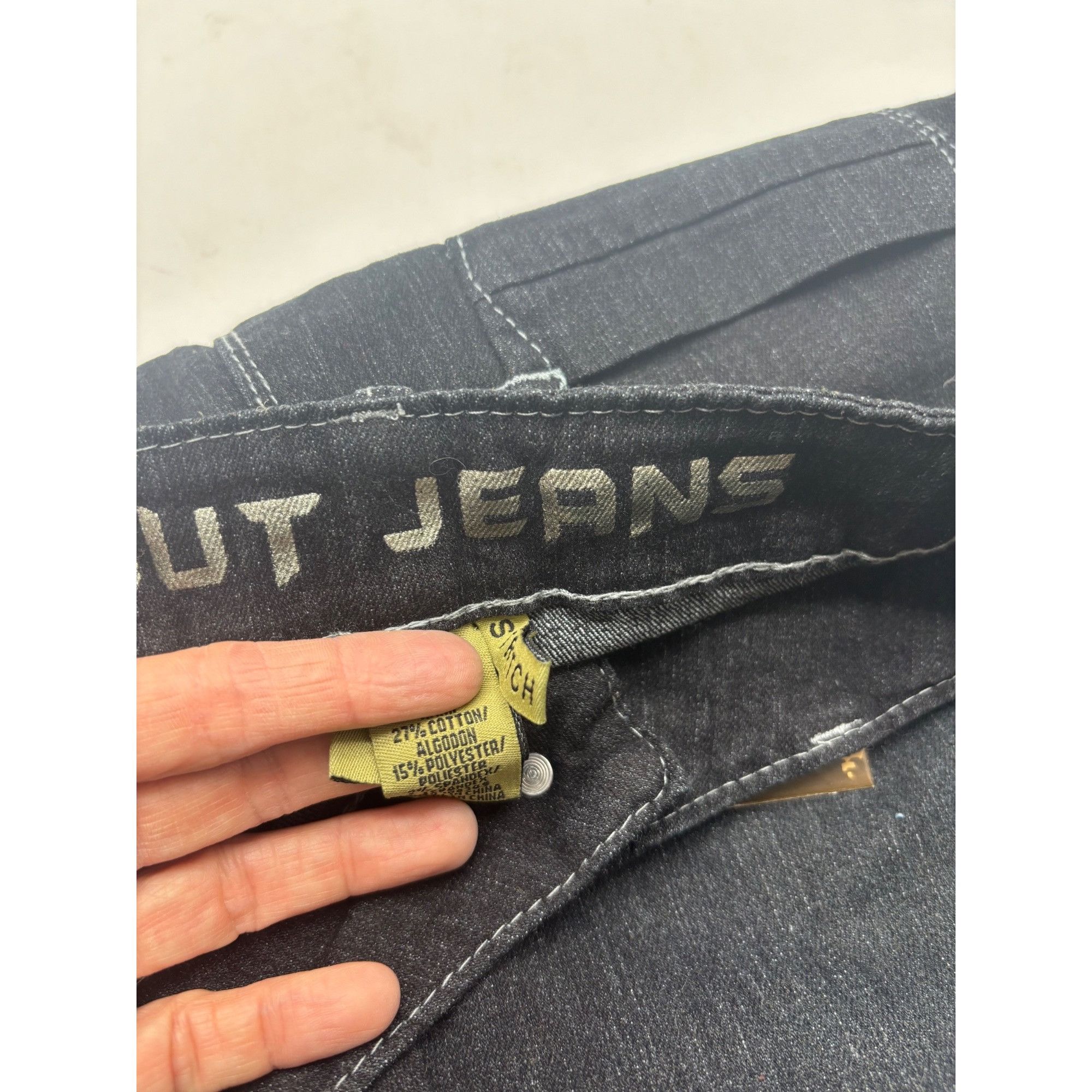 Other Out Jeans Women’s Dark Wash Stretch Skinny Jeans (Jeggings), Size 30" / US 8 / IT 44 - 14 Thumbnail
