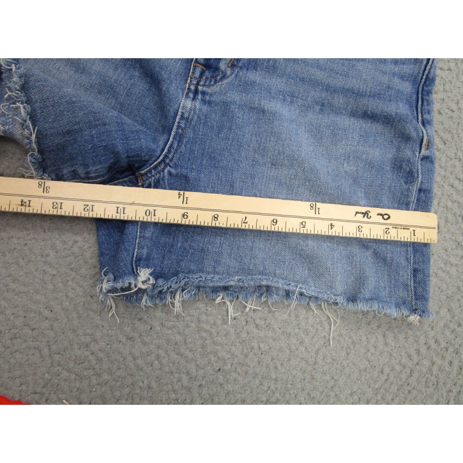 Madewell Madewell Curvy High-Rise Denim Shorts Womens 26 Blue Cutoff Raw Hem Stretch Size 26" / US 2 / IT 38 - 7 Thumbnail