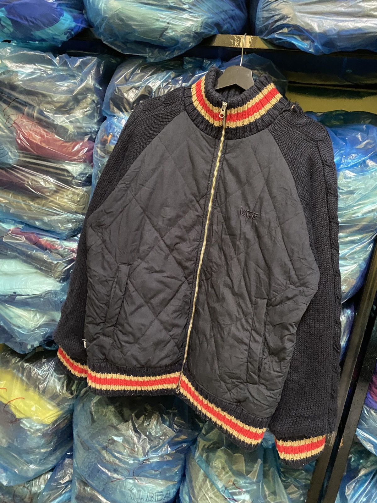 Vans VINTAGE Y2K VANS QUILTED SLEEVE KNIT JACKET Size US M / EU 48-50 / 2 - 2 Thumbnail