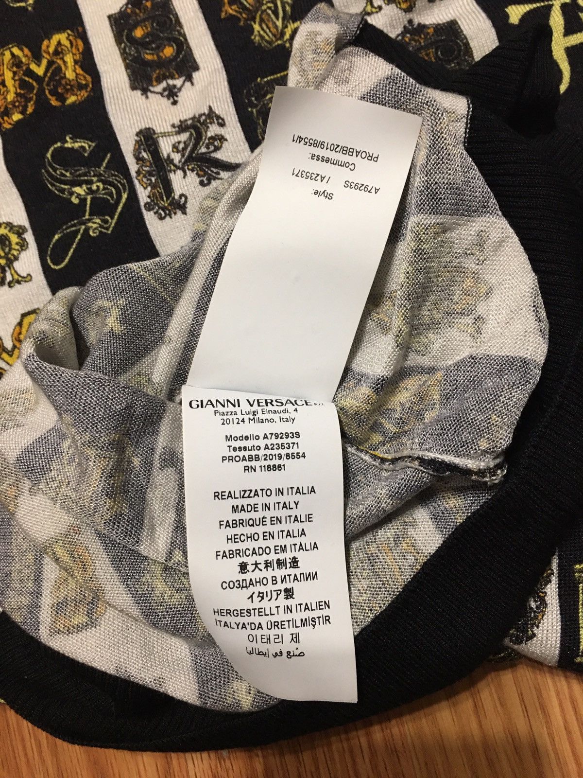 Versace VERSACE Virtus Silk Sweater Alphabet Black Gold Medusa EU38 Size S / US 4 / IT 40 - 13 Thumbnail
