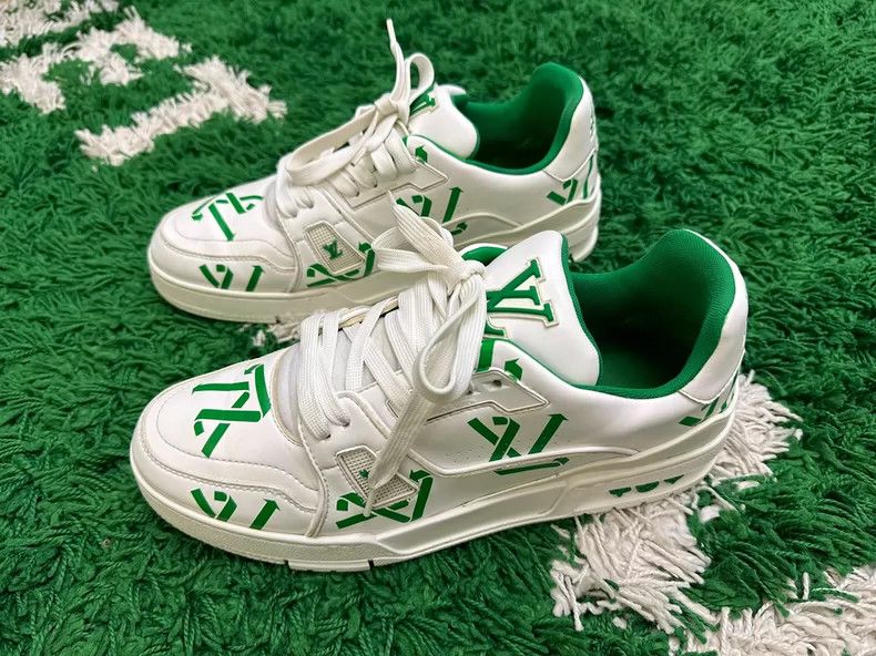Louis Vuitton Louis Vuitton New Arrowhead Environmental Protection Board Size US 9 / EU 42 - 1 Thumbnail
