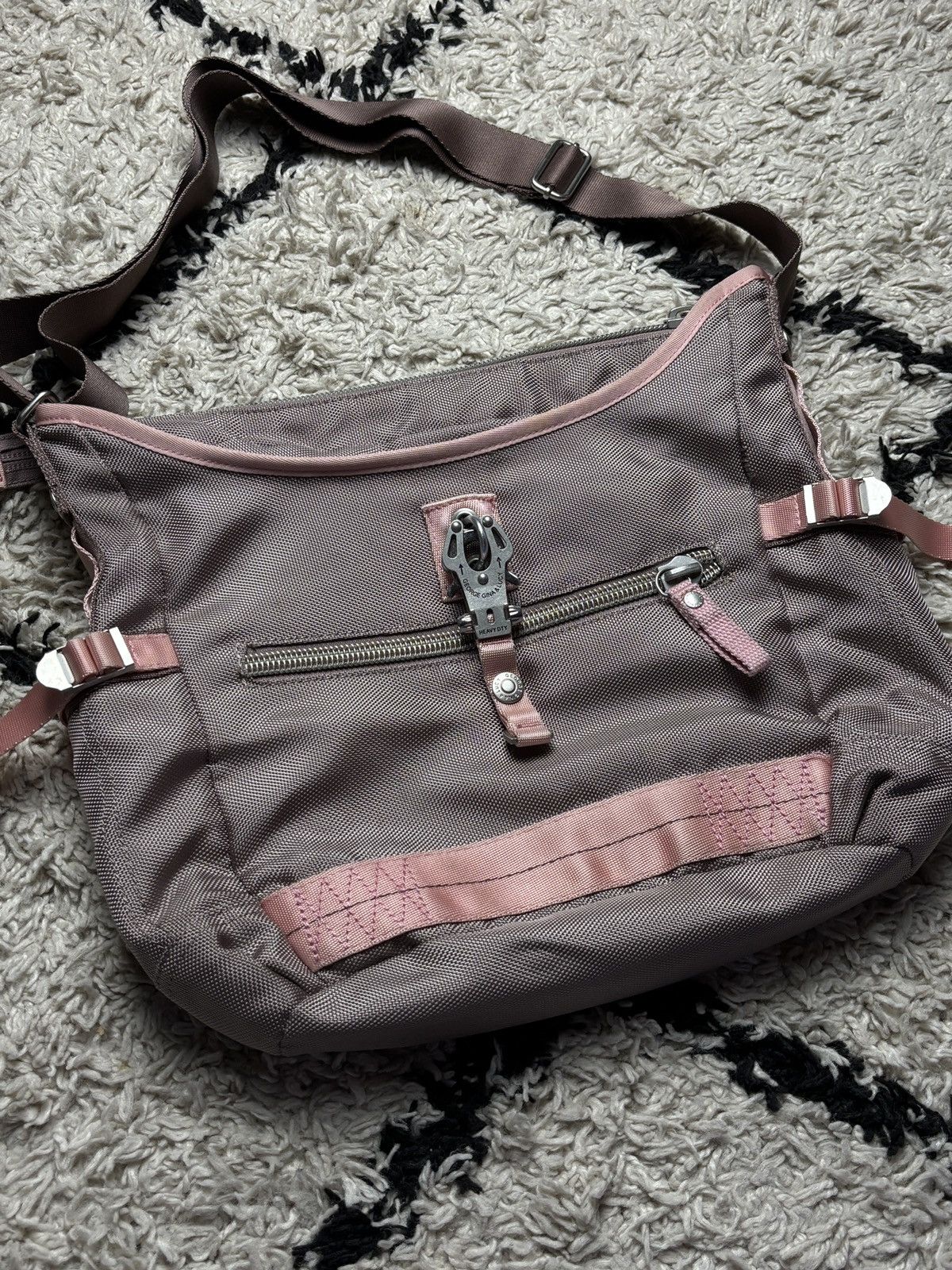 George Gina & Lucy George Gina & Lucy Avant Garde Shoulder Bag „GO HK” Size ONE SIZE - 2 Thumbnail