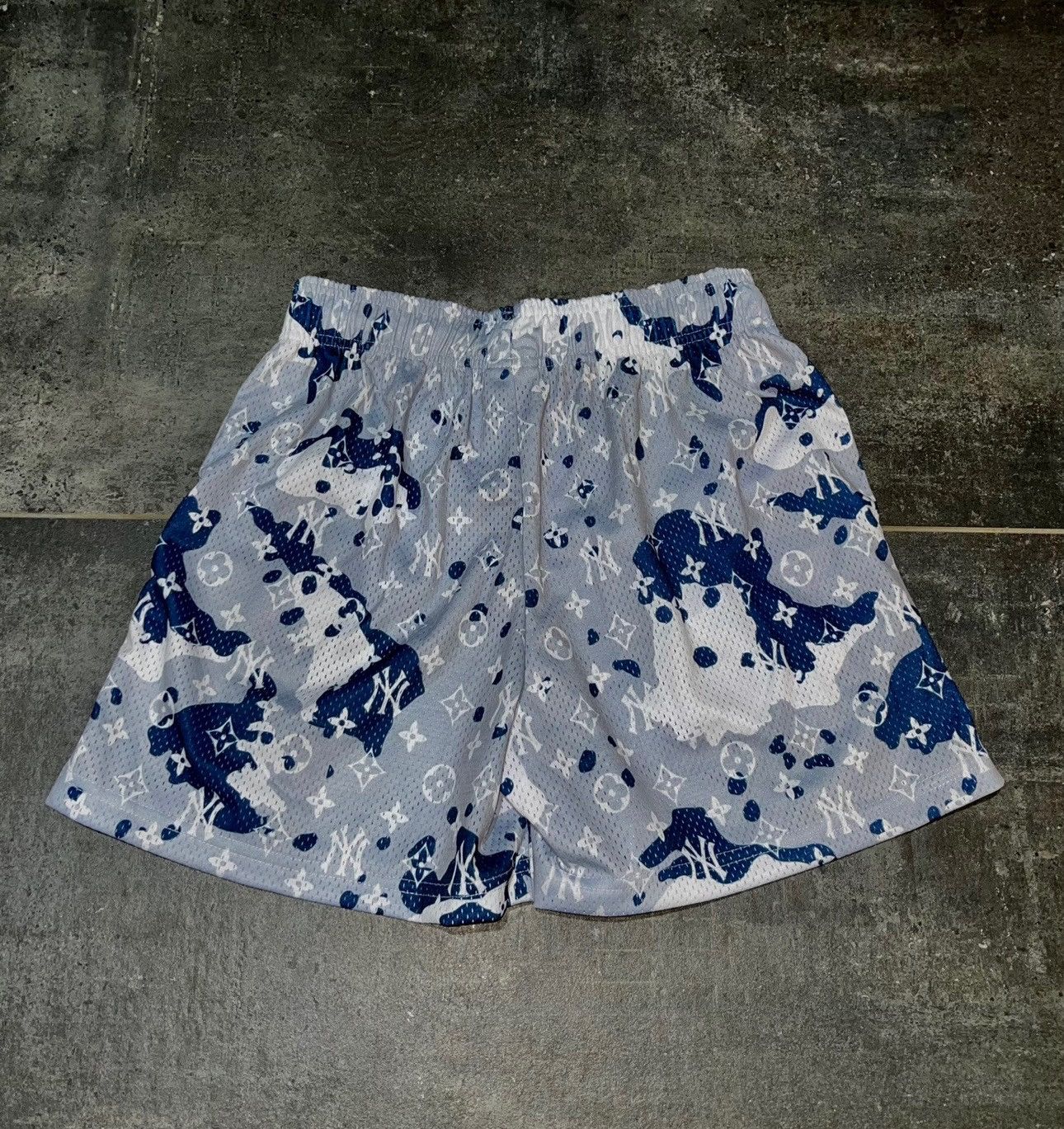 Bravest Studio Blue Camo hotsell Shorts - L