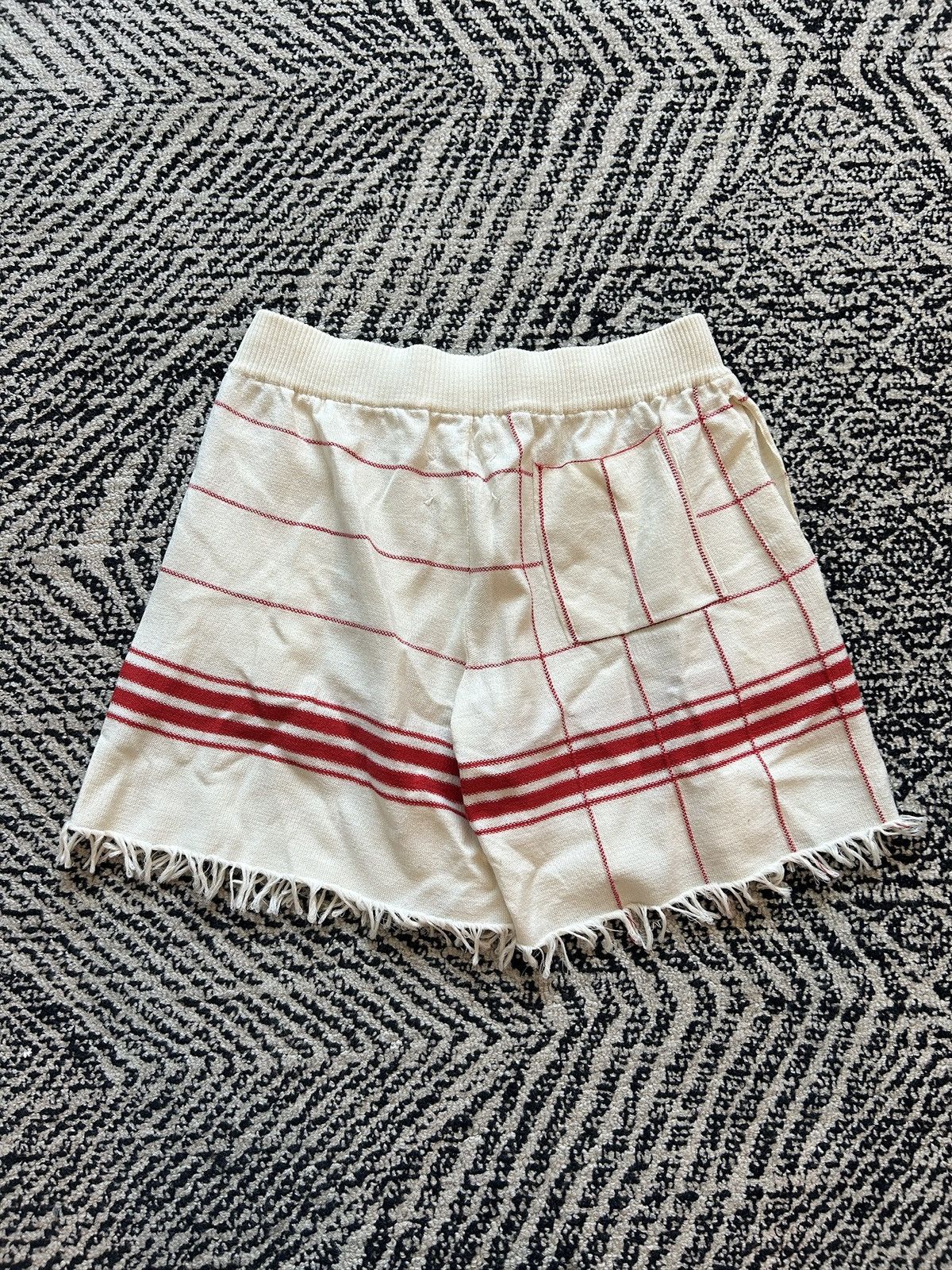 Maison Margiela Maison Margiela Fringed-Hem Shorts Size US 32 / EU 48 - 2 Thumbnail