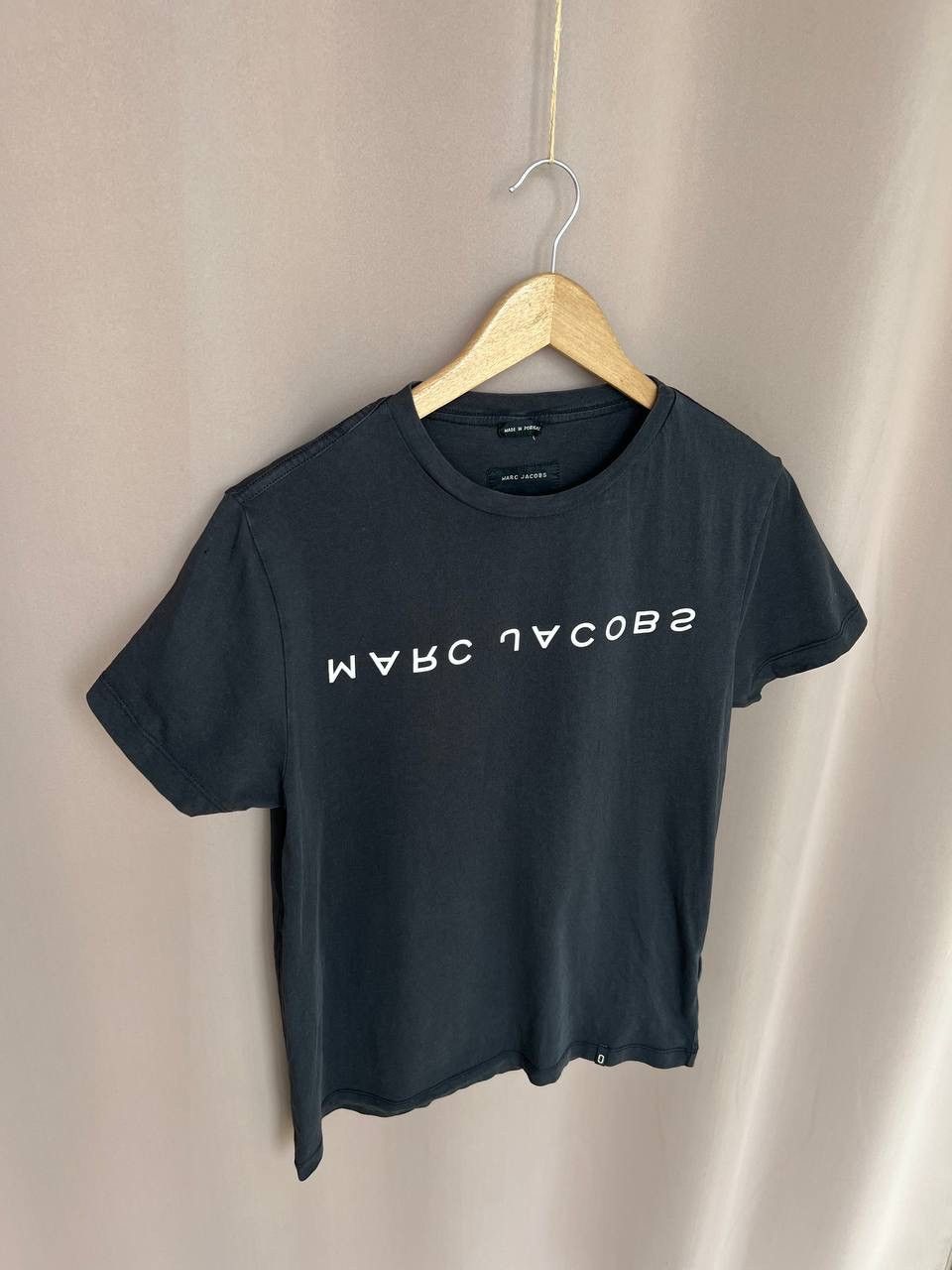 Marc Jacobs Marc Jacobs Upside Down Logo T-Shirt Mens Size M Dark Grey Size US M / EU 48-50 / 2 - 5 Thumbnail