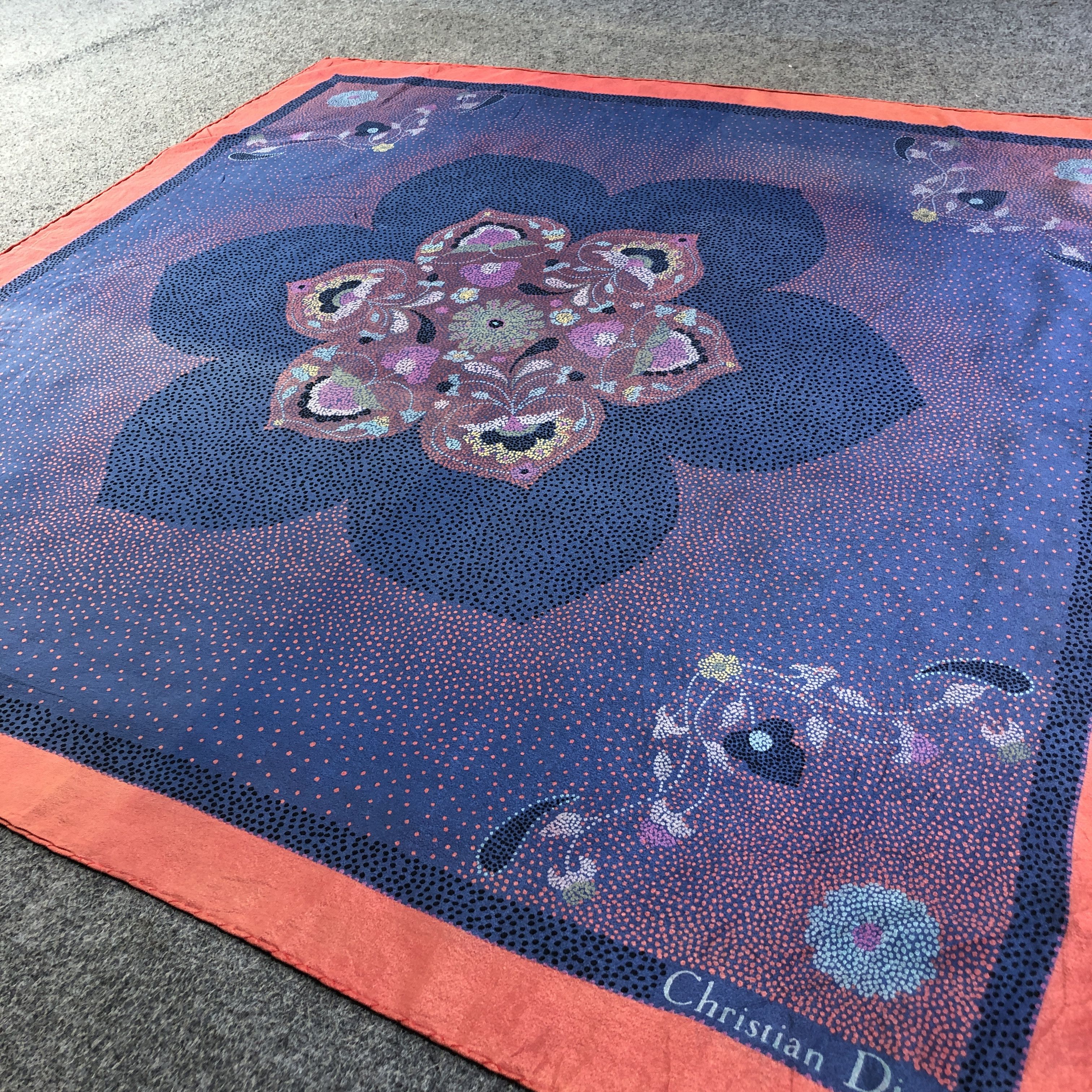 Christian Dior Monsieur Christian Dior Floral Hand Rolled Silk Scarf M1148 Size ONE SIZE - 3 Thumbnail