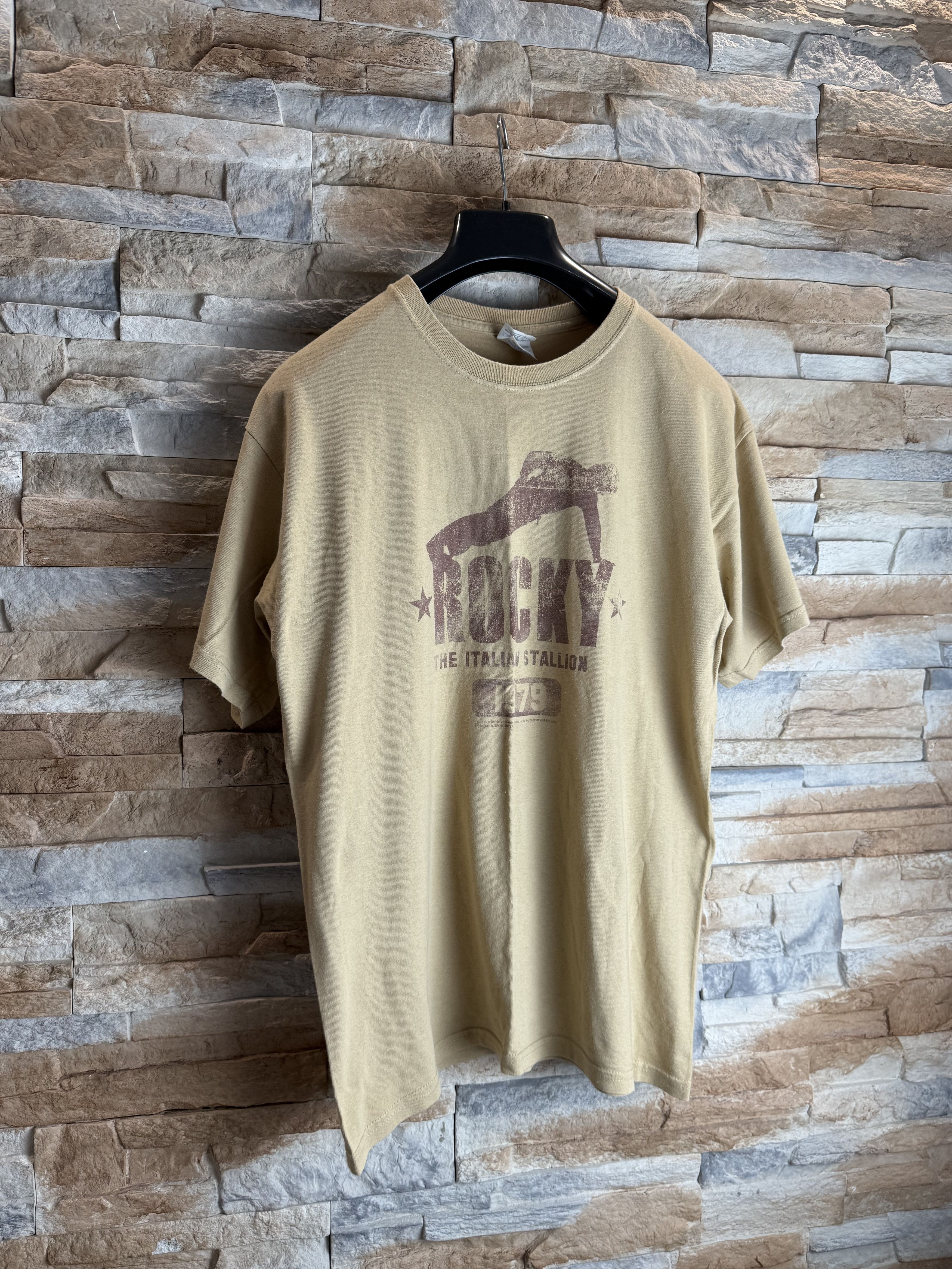 Vintage Vintage 2006 Rocky The Italian Stallion Big Logo Tee Size US L / EU 52-54 / 3 - 1 Thumbnail