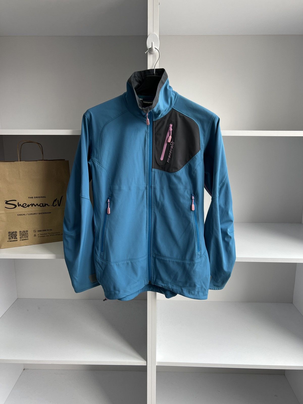 Norrona × Vintage Vintage Noronna Softshell women’s Jacket Size XL / US 12-14 / IT 48-50 - 1 Thumbnail