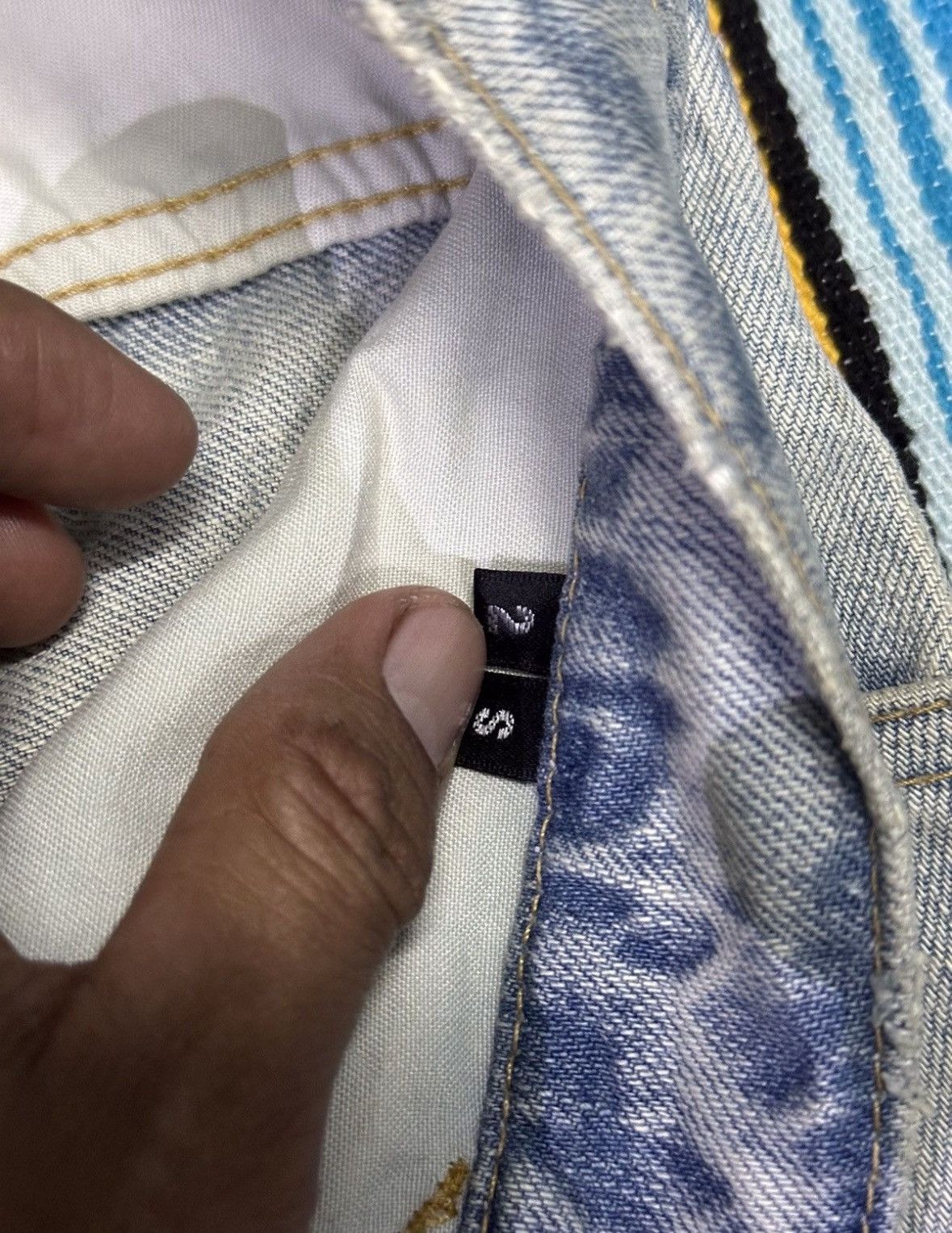 Attachment Distress Denim Attachment Curlve Legs. Size US 32 / EU 48 - 10 Thumbnail