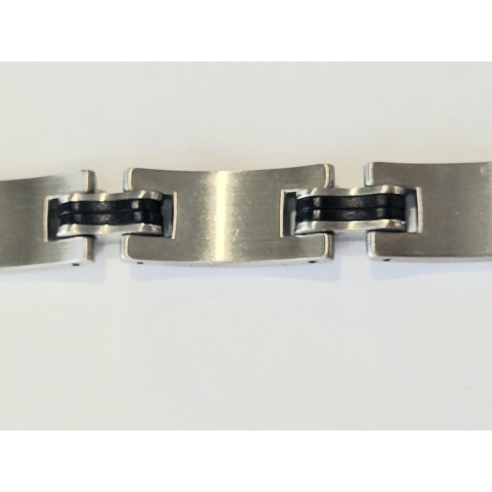 Other T&T TT Stainless Mens Heavy Chain Bracelet USA No Customs Size 34 - 7 Thumbnail