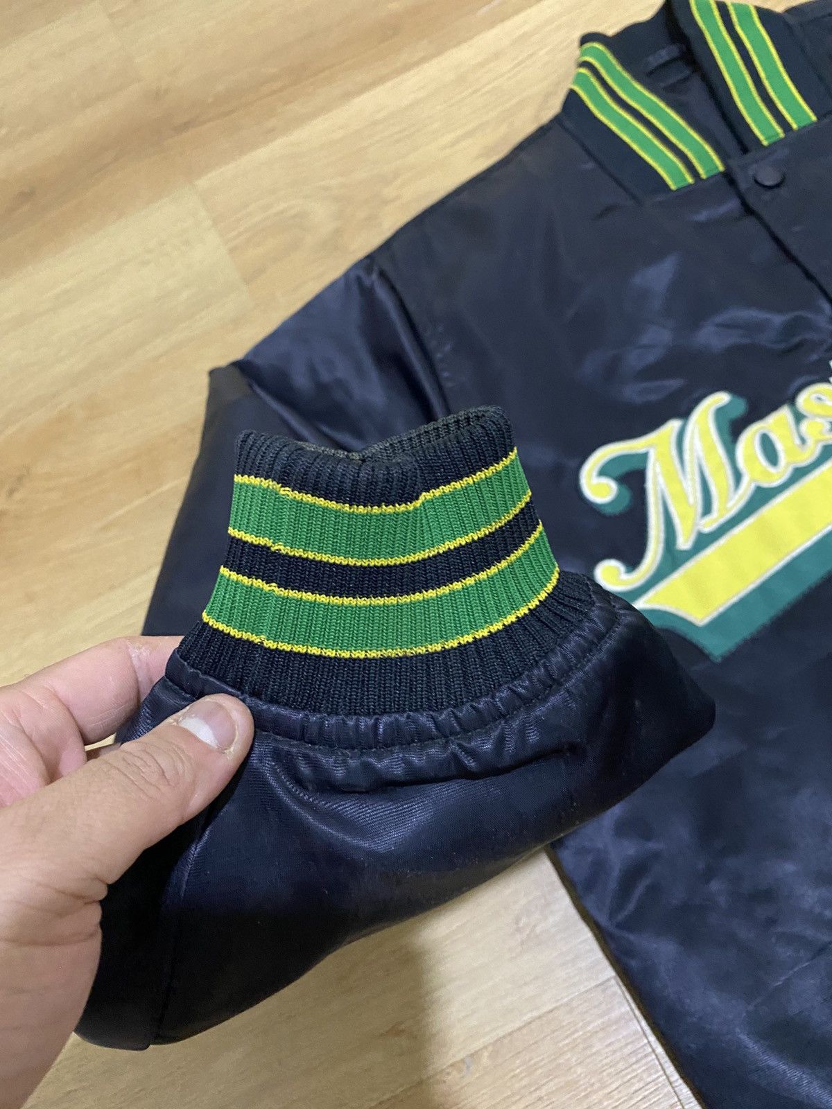 MasterPiece Rare!!! Masterpiece Nylon Stadium Jacket 90s 00s Size US L / EU 52-54 / 3 - 5 Thumbnail