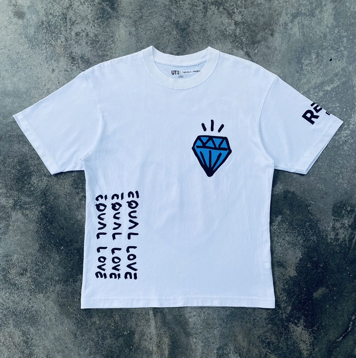 Uniqlo Rare Uniqlo Trouble Andrew Real Love Tees Size US S / EU 44-46 / 1 - 1 Thumbnail