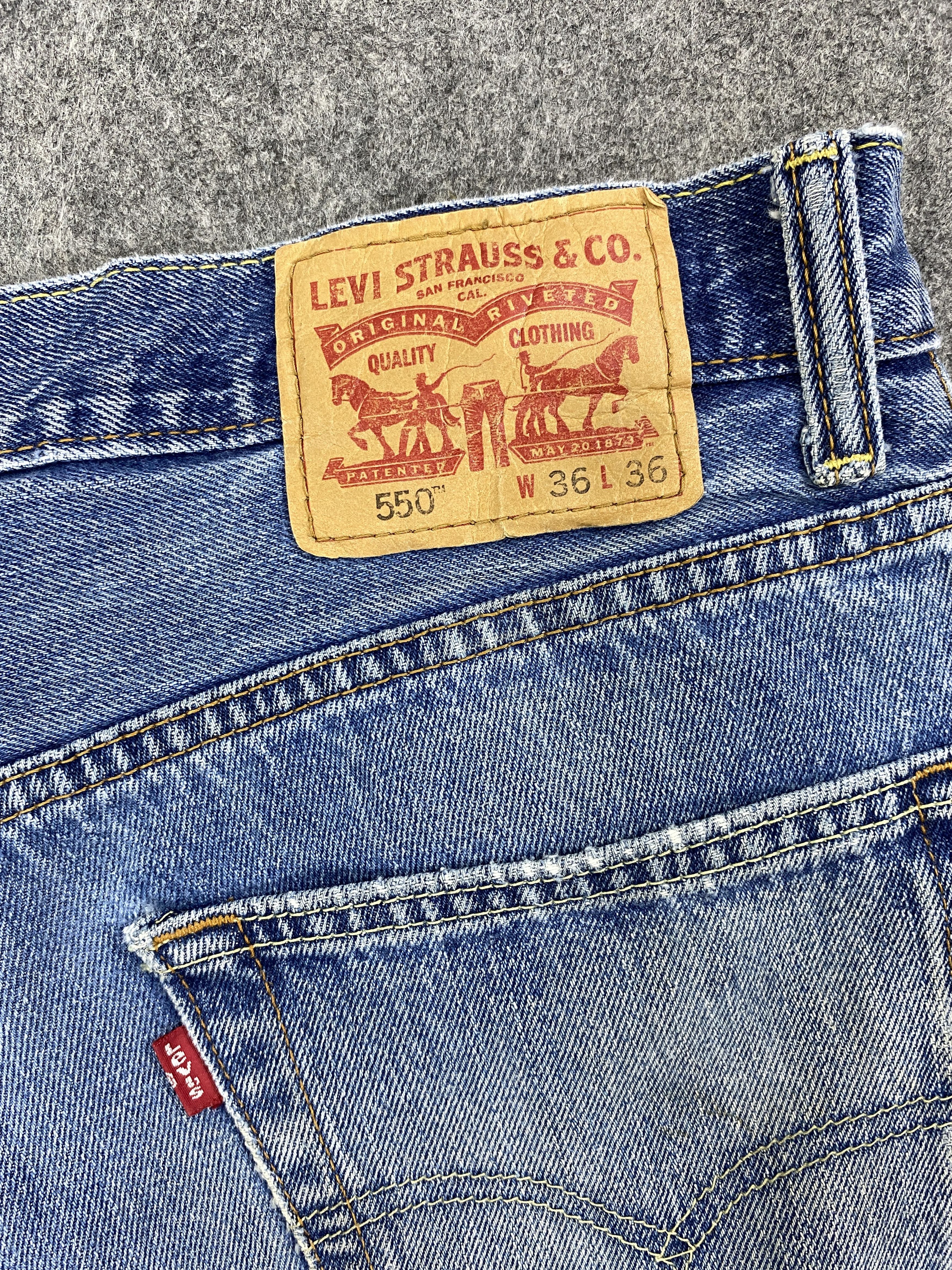 Levi's Dirty Blue Vintage Levi's 550 Jeans 35x34 Denim -JN1734 Size US 35 - 11 Thumbnail