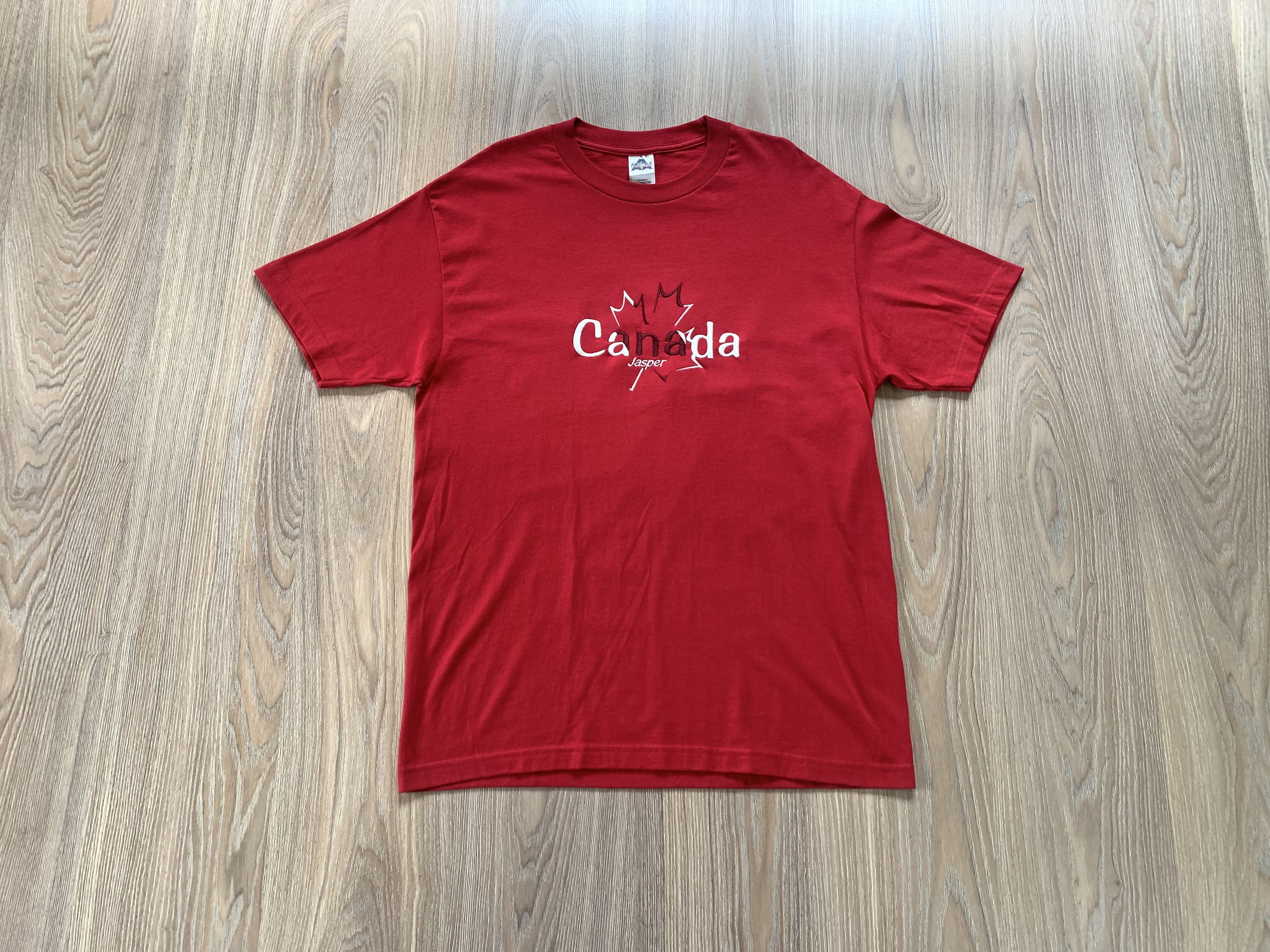 Alstyle Vintage Alstyle Canada Red Embroidered Maple Leaf T Shirt Size US L / EU 52-54 / 3 - 1 Thumbnail