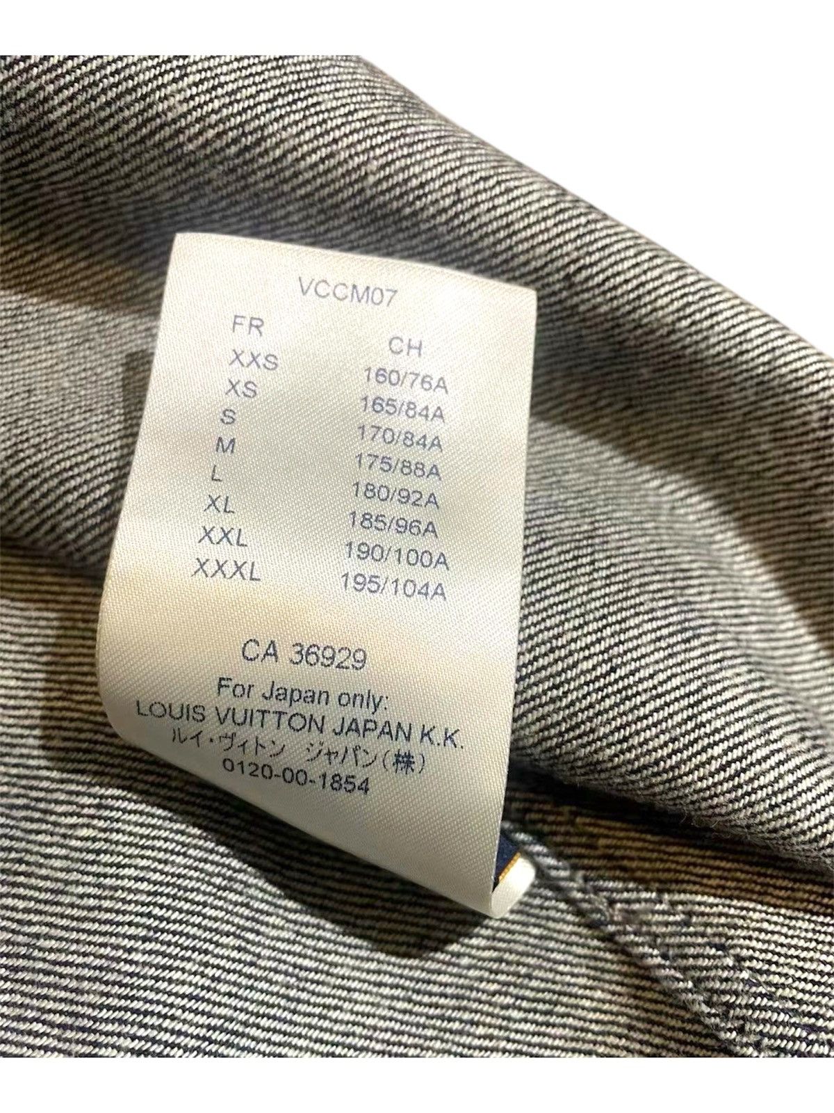 Louis Vuitton Louis Vuitton L Tapestry Short Sleeves Denim Shirt Monogram Size US L / EU 52-54 / 3 - 8 Thumbnail