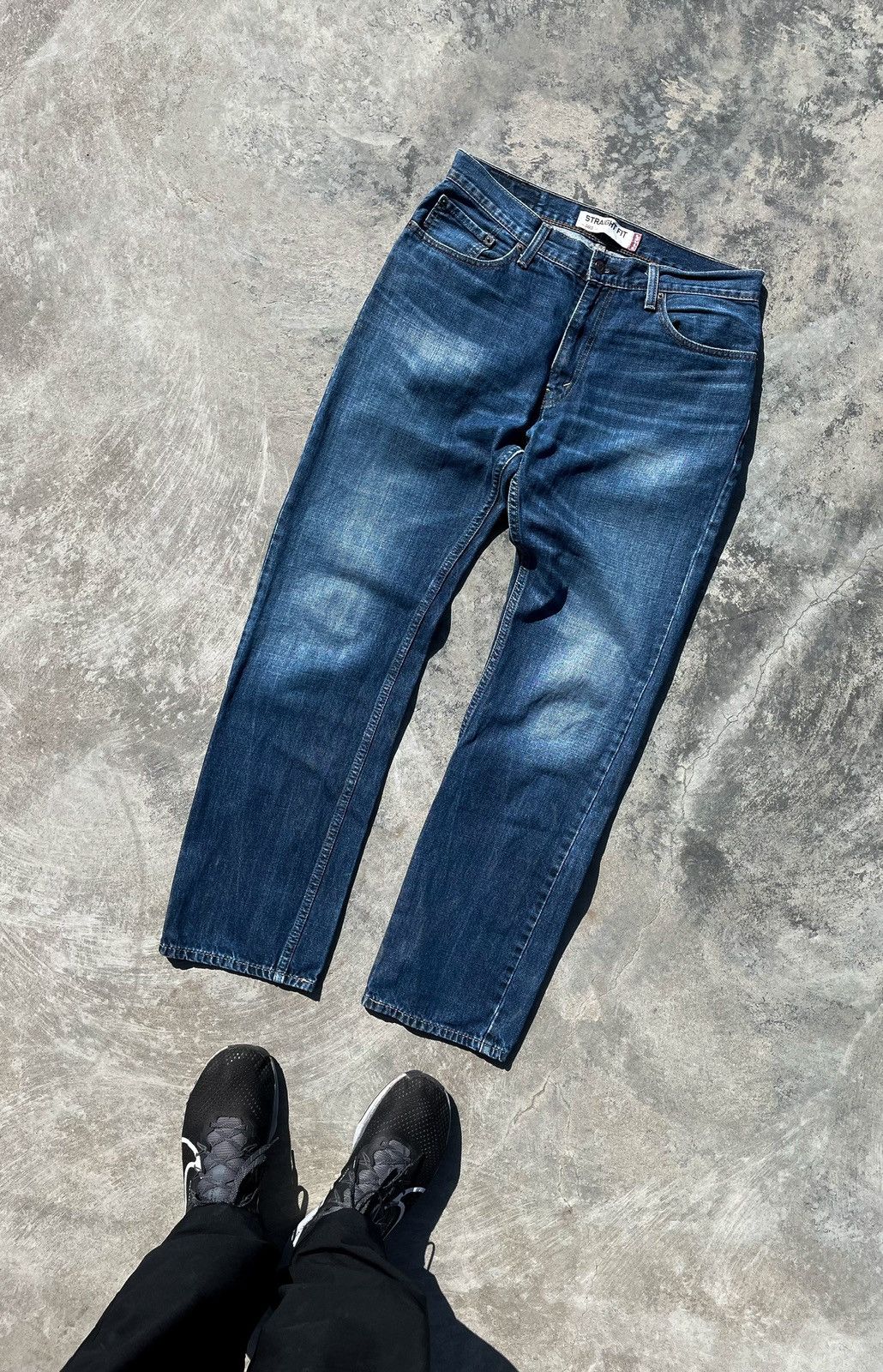 Levi's Vintage Levis 505 Blue Faded Distressed Y2K Jeans Pants Size US 33 - 2 Thumbnail