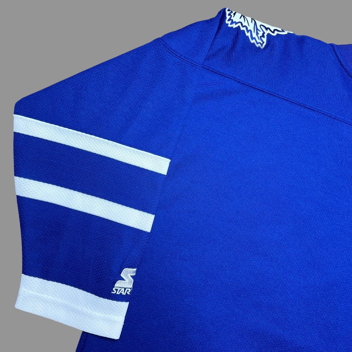 NHL × Starter × Vintage Vintage 1990s NHL Toronto Maple Leafs Starter Jersey Size US M / EU 48-50 / 2 - 16 Thumbnail