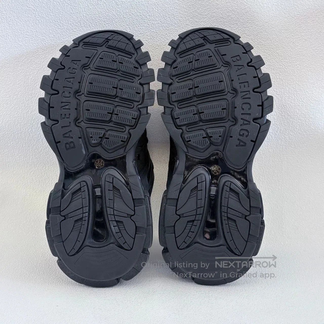 Balenciaga balenciaga track signature black and white sneakers. Size US 9 / EU 42 - 7 Thumbnail