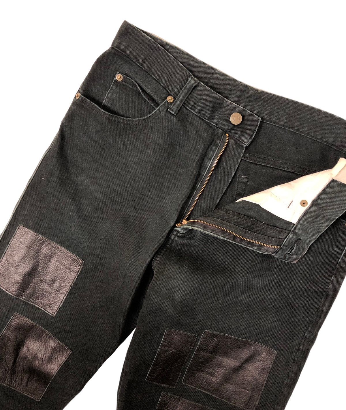 Japanese Brand Japanese Brand Unbrand Black Leather Patchwork Denim Jeans Size US 31 - 7 Thumbnail