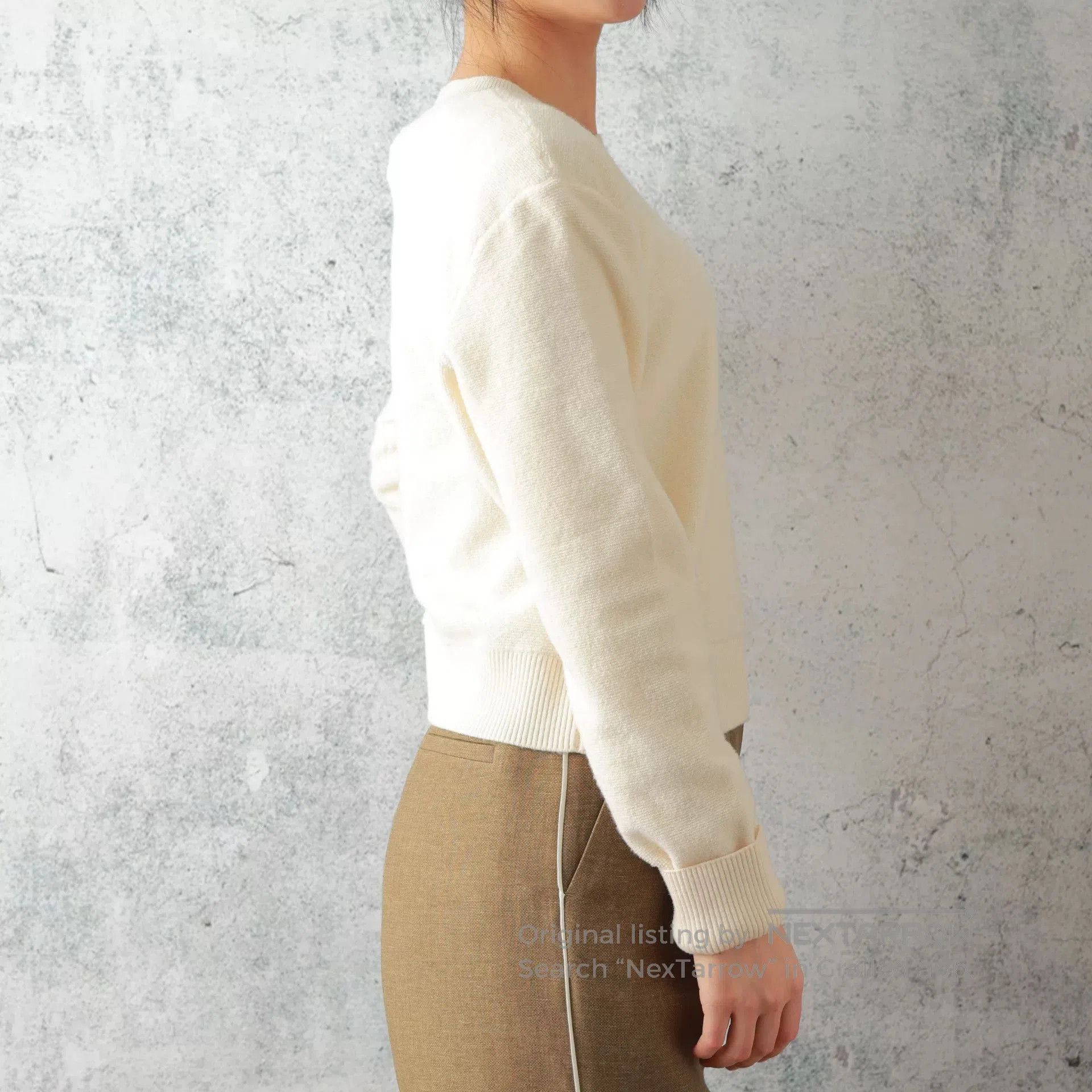 Loewe LOEWE Beige Crew Neck Long. Size L / US 10 / IT 46 - 2 Thumbnail