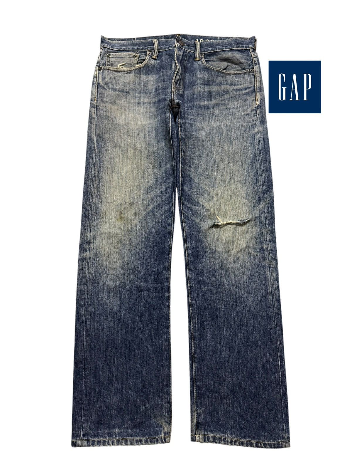 Uniqlo Vintage Y2K Gap Classic Blue Faded Wash Distress Jeans Size US 33 - 1 Thumbnail