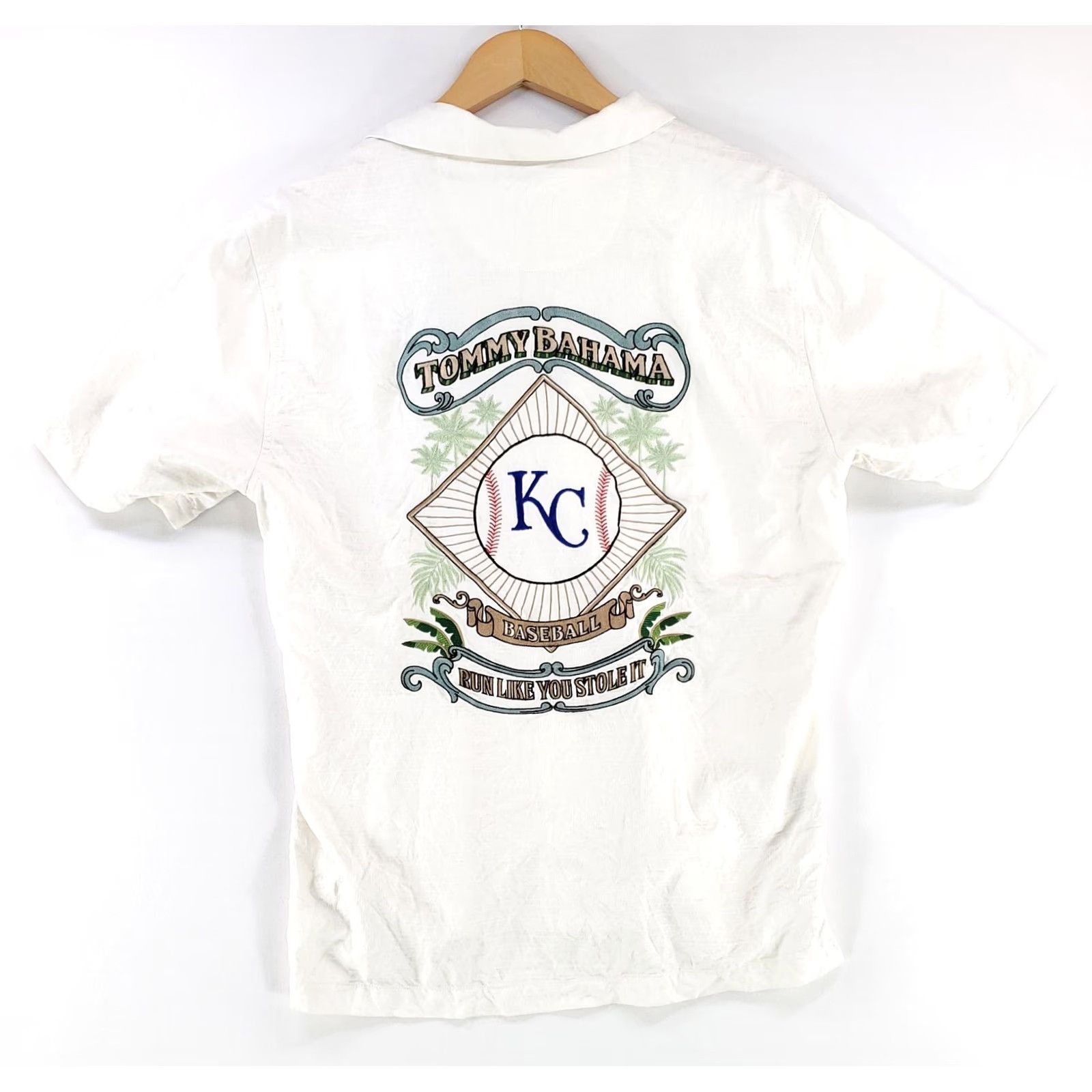 Tommy Bahama Tommy Bahama Hawaiian Shirt MLB Embroidered Silk White Men M Kansas City Royals Printed/Embroidered Size US M / EU 48-50 / 2 - 7 Thumbnail