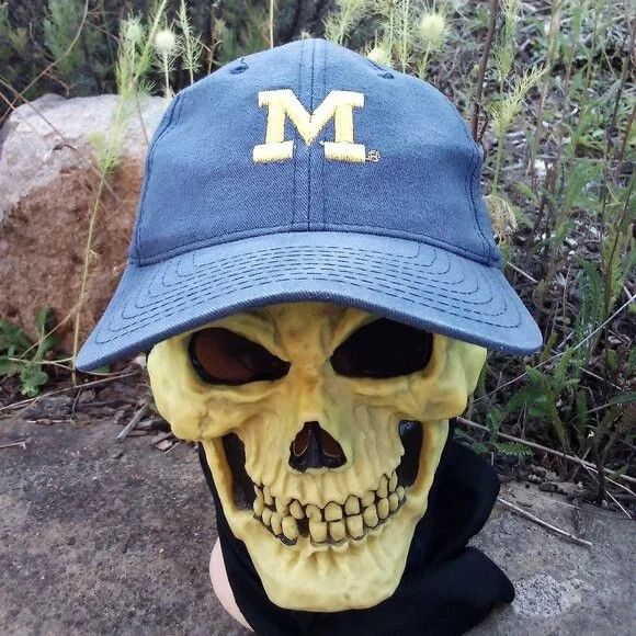 NCAA × Vintage Vintage 90s Michigan Wolverines Snap Back Hat Back Hit Size ONE SIZE - 1 Thumbnail