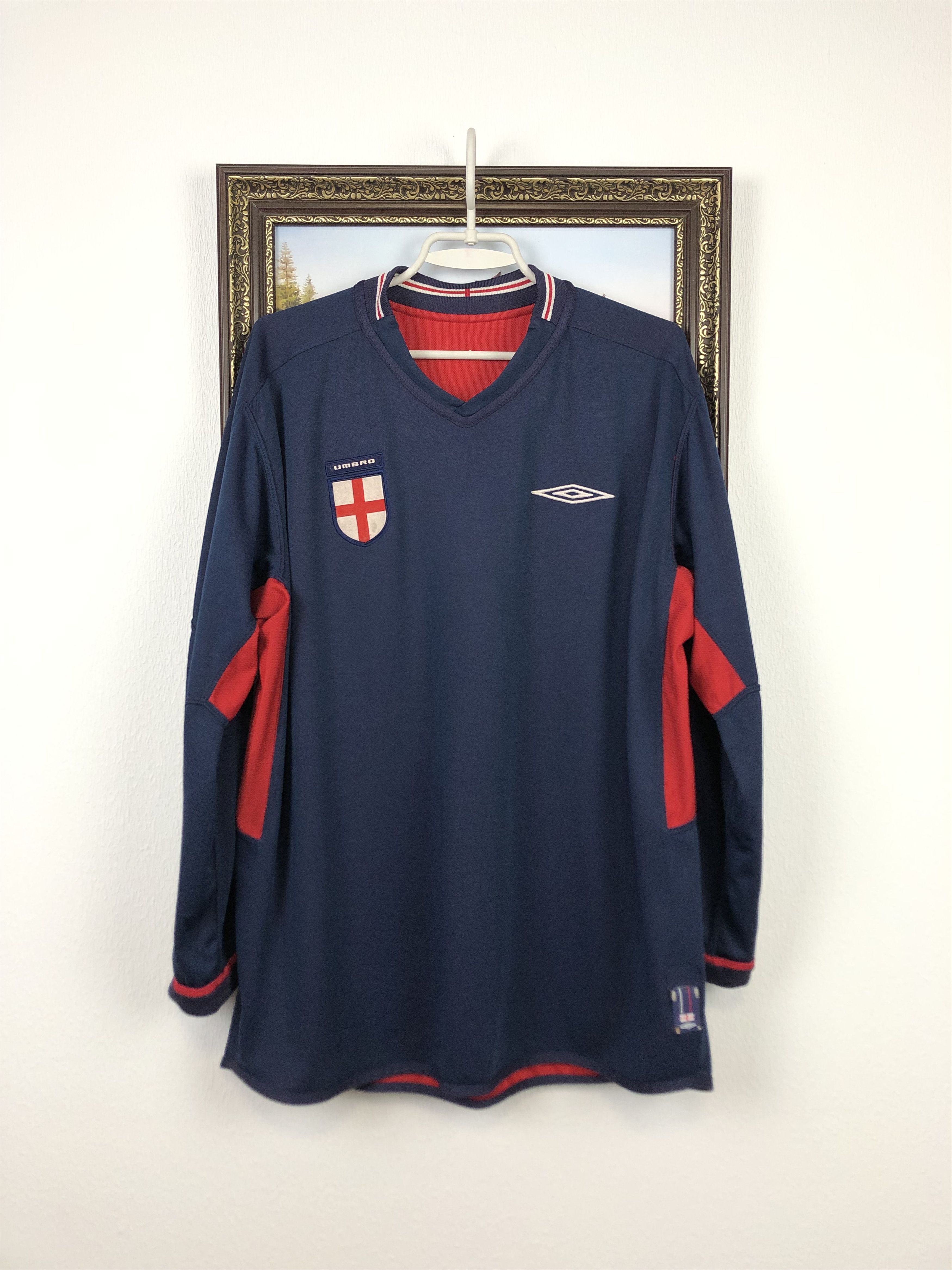Umbro × Vintage England football shirt 2002 Reversible Long Sleeve Jersey Size US L / EU 52-54 / 3 - 13 Thumbnail