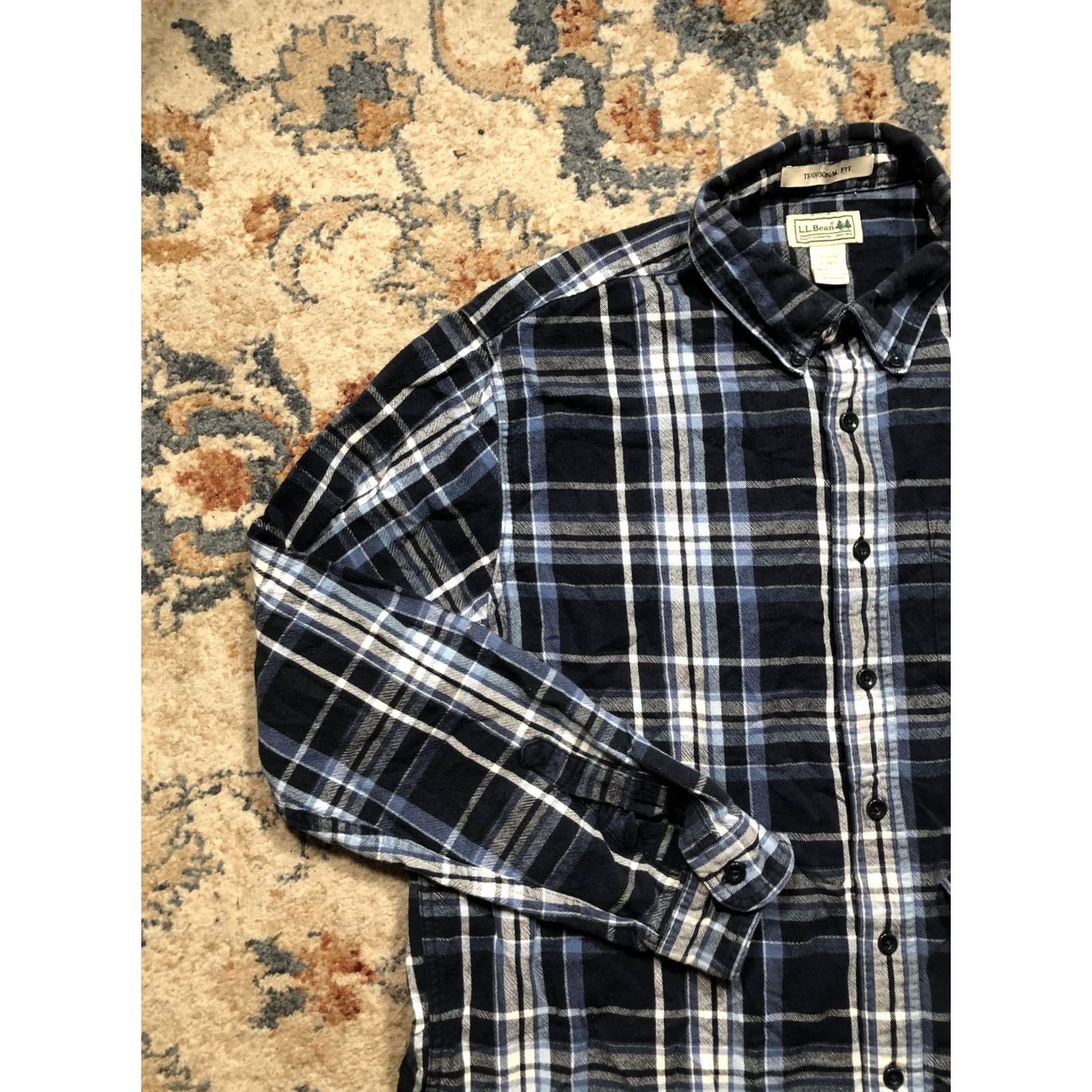 Vintage VINTAGE? LL Bean Shirt Mens Large Blue Plaid Flannel Button Down Traditional Fit Size US L / EU 52-54 / 3 - 3 Thumbnail