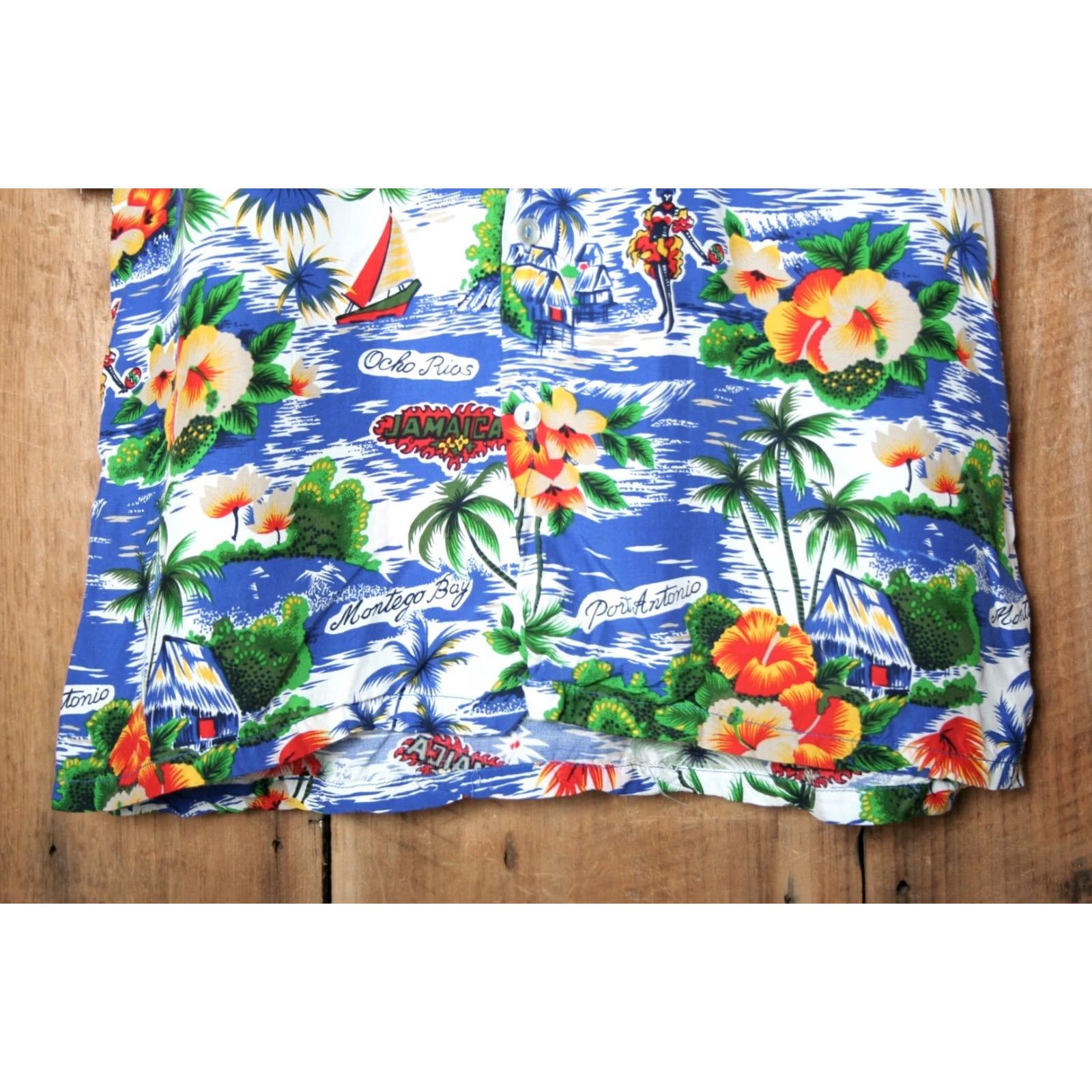 Vintage VINTAGE MODESTO Kingston Jamaica Floral Short Sleeve Hawaiian Shirt Sz. S Size US S / EU 44-46 / 1 - 4 Thumbnail