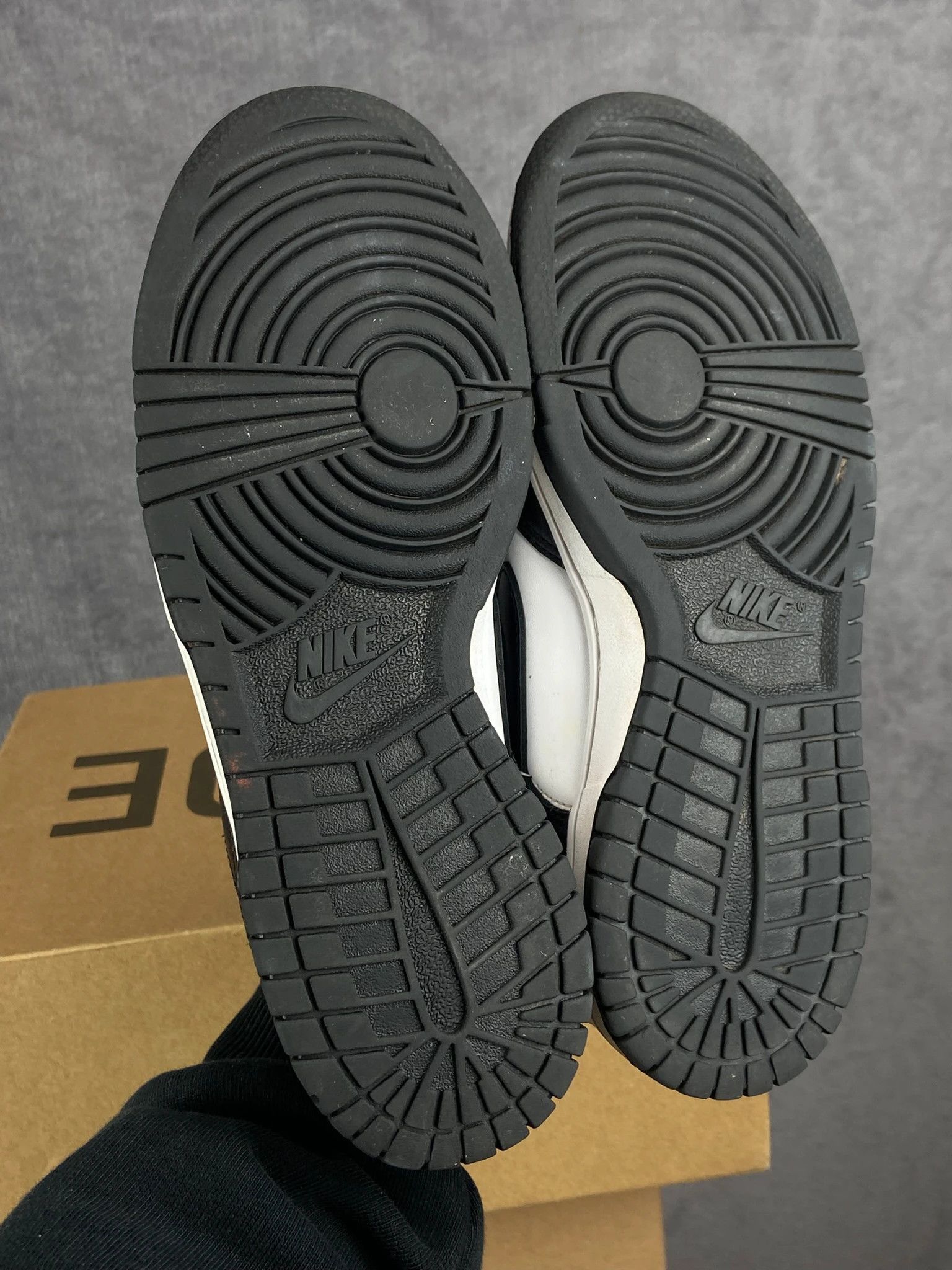 Nike Nike Dunk Low “Black White Panda” sneakers Size US 5 / EU 37 - 5 Thumbnail