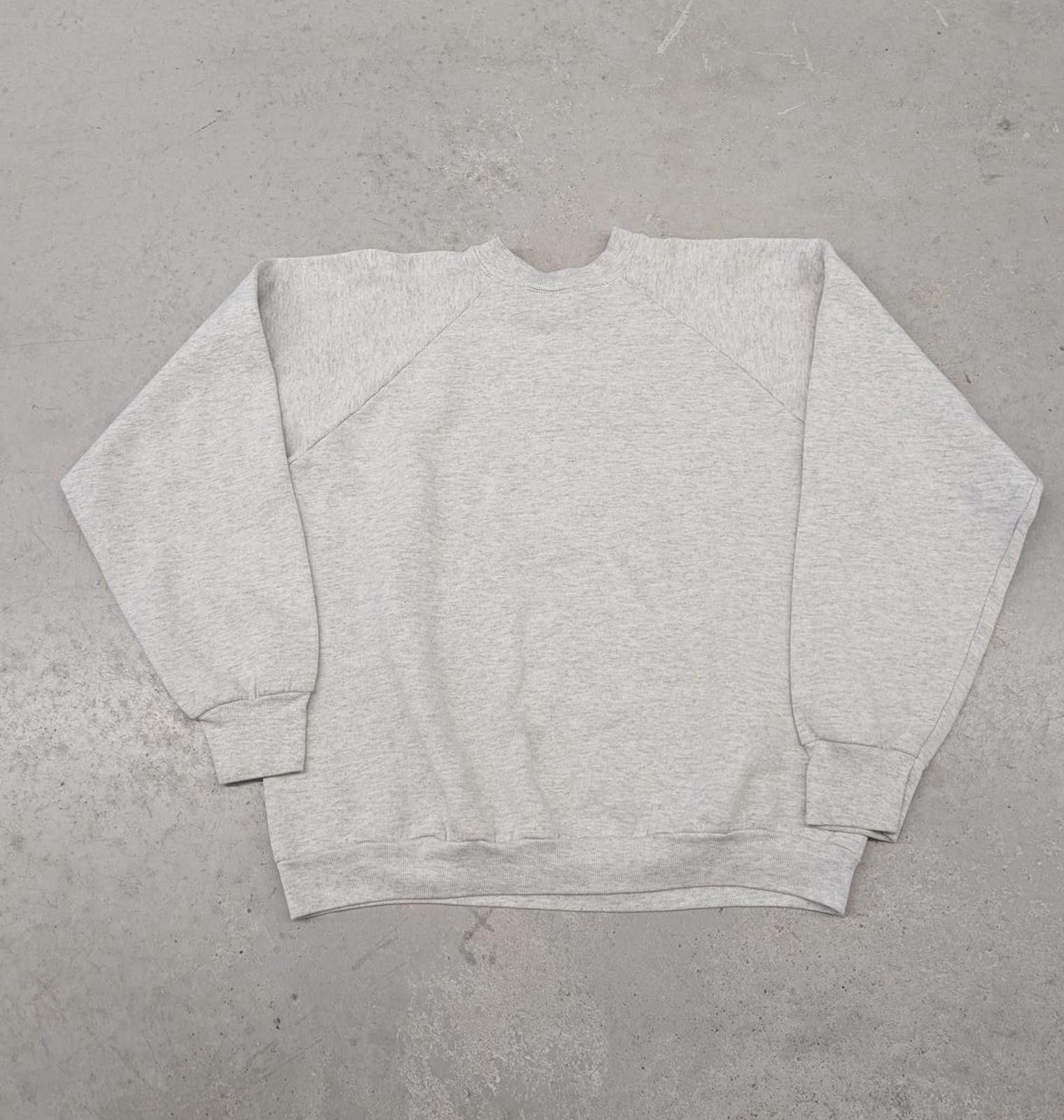 Fruit Of The Loom Vintage 90s Michigan CCSD Clinton crewneck sweater Size US XL / EU 56 / 4 - 5 Thumbnail