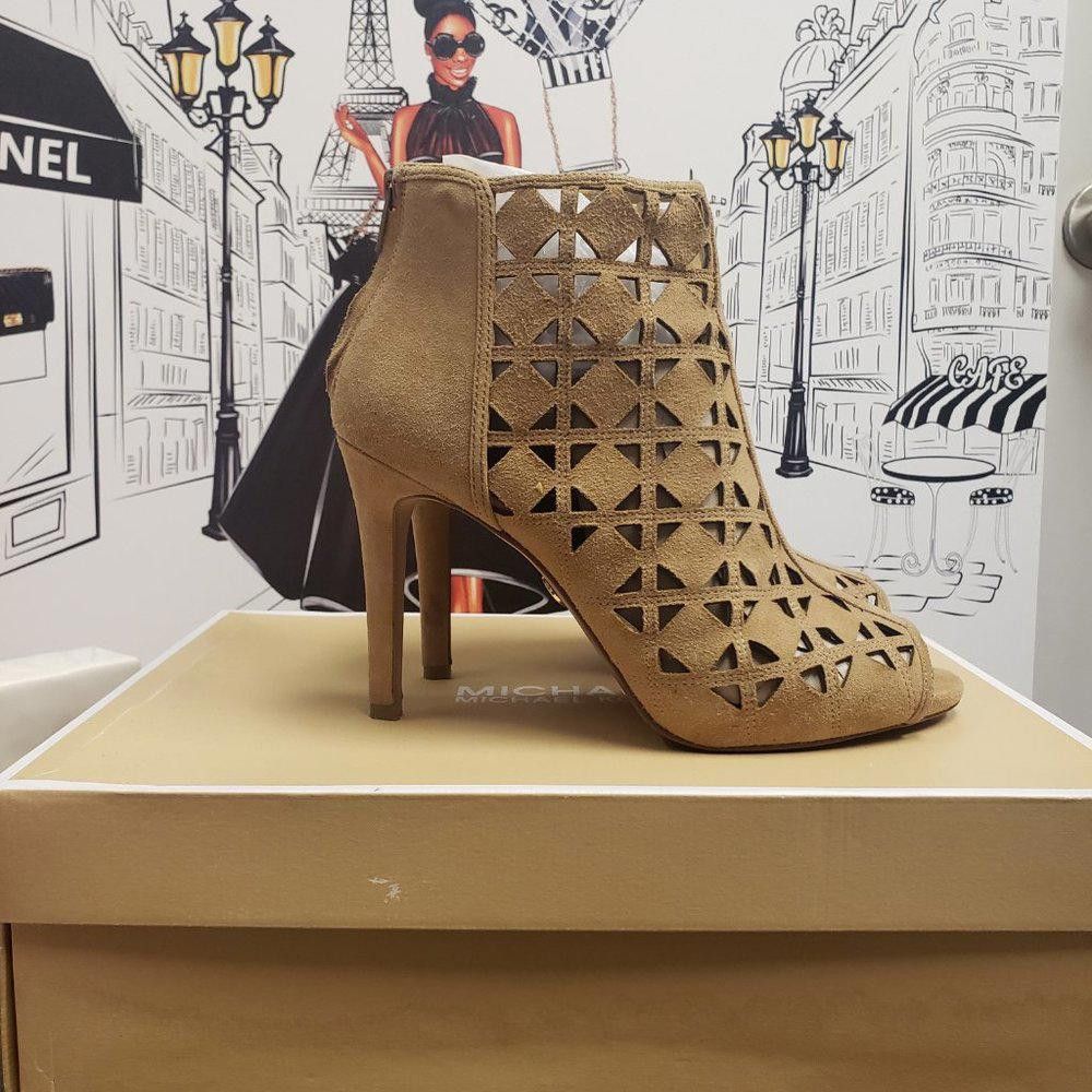 Michael Kors MICHAEL Michael Kors Ivy Style Bootie Size US 9 / IT 39 - 1 Thumbnail