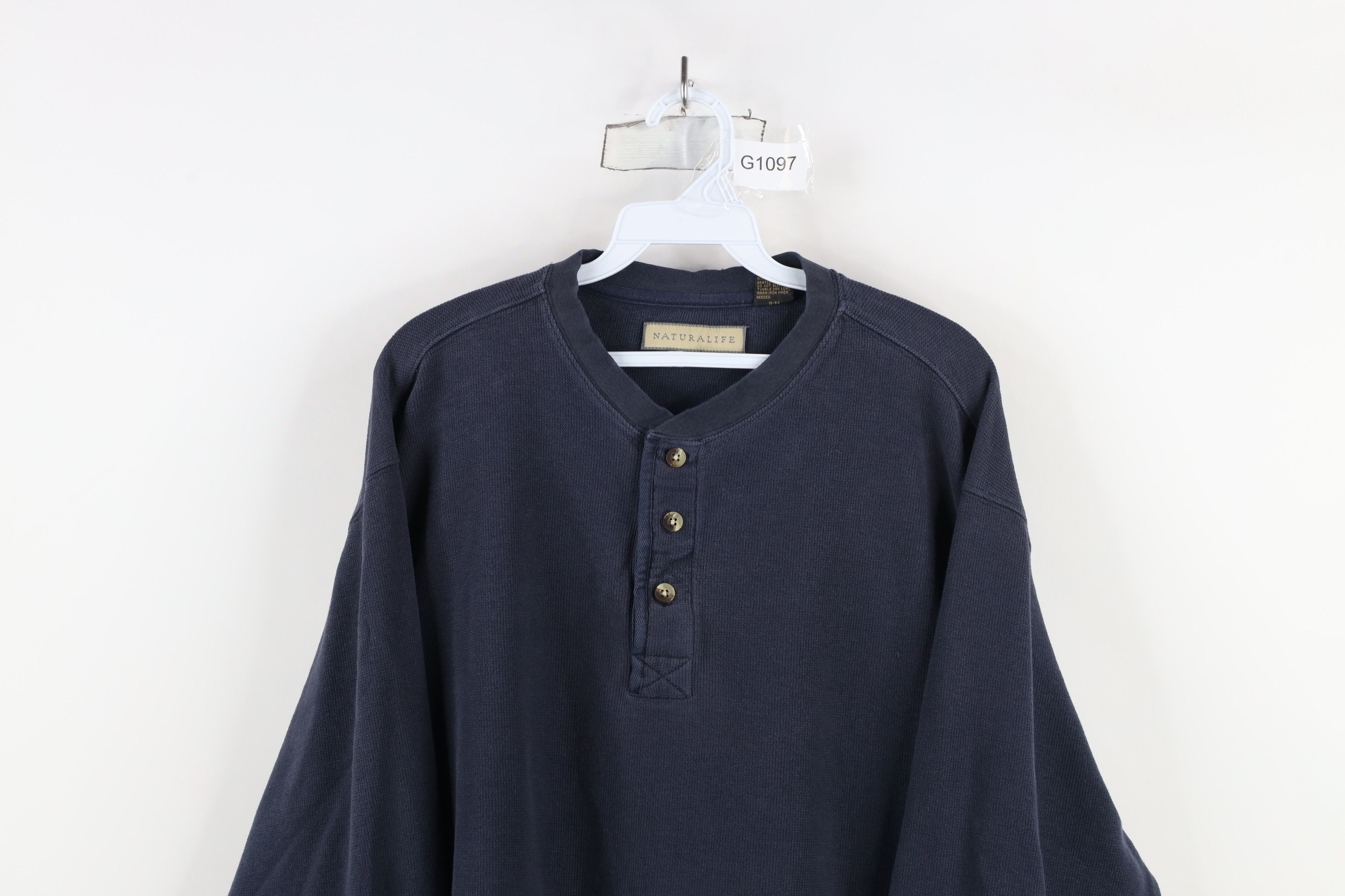 Vintage Vintage 90s Streetwear Thermal Waffle Knit Henley T-Shirt Size US XXL / EU 58 / 5 - 2 Thumbnail