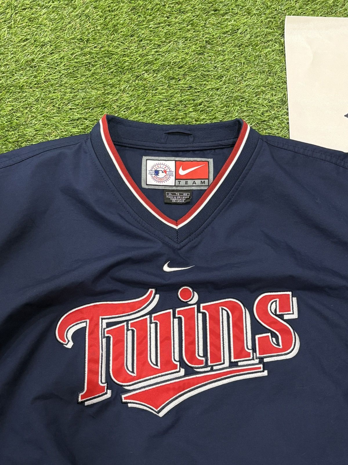 Nike NIKE CENTER SWOOSH MINNESOTA TWINS PULLOVER WINDBREAKER Size US XL / EU 56 / 4 - 2 Thumbnail