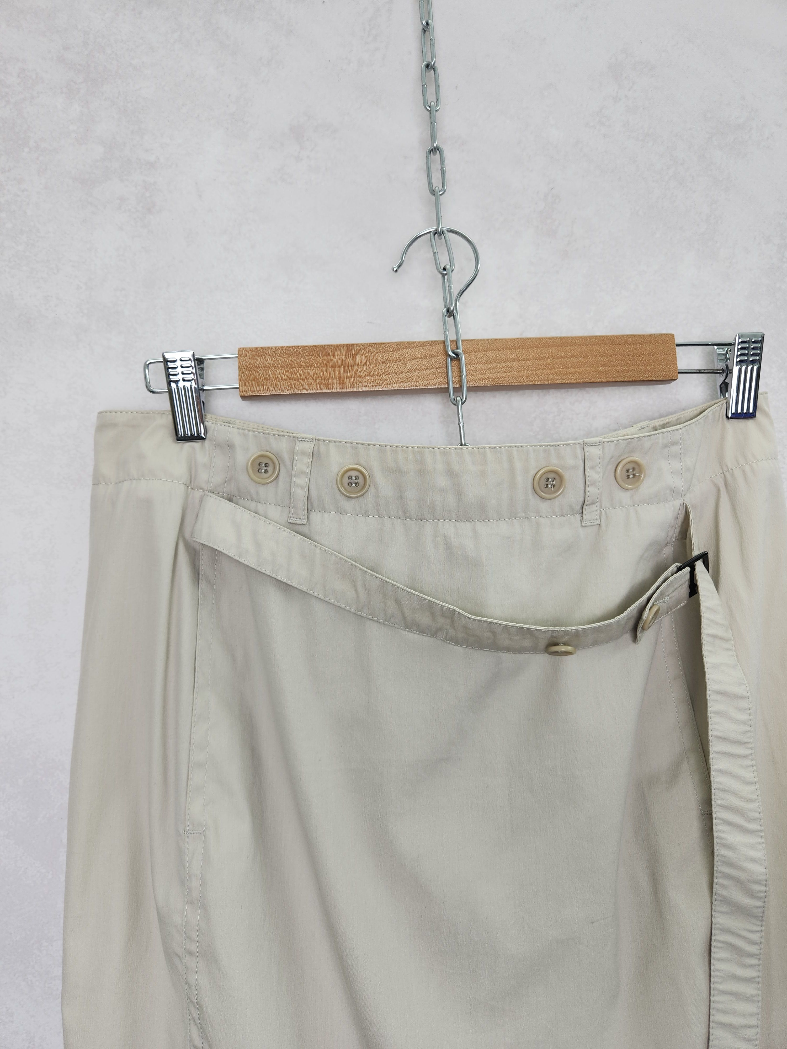 Prada Prada A line beige skirt size 42 Size 28" / US 6 / IT 42 - 4 Thumbnail