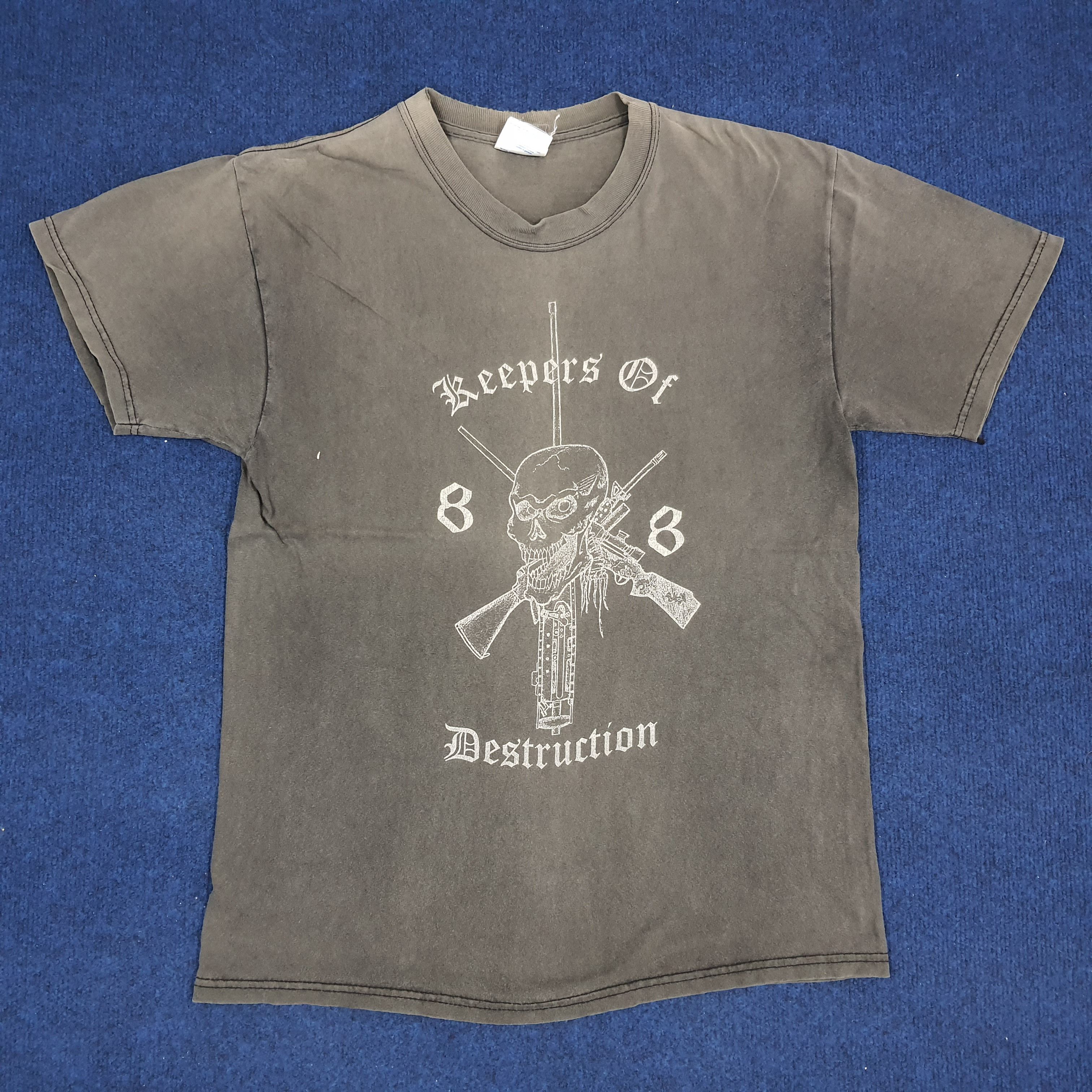 Vintage Vintage 88tees Keepers of Destruction Skull Gun Tshirt Size US M / EU 48-50 / 2 - 1 Thumbnail