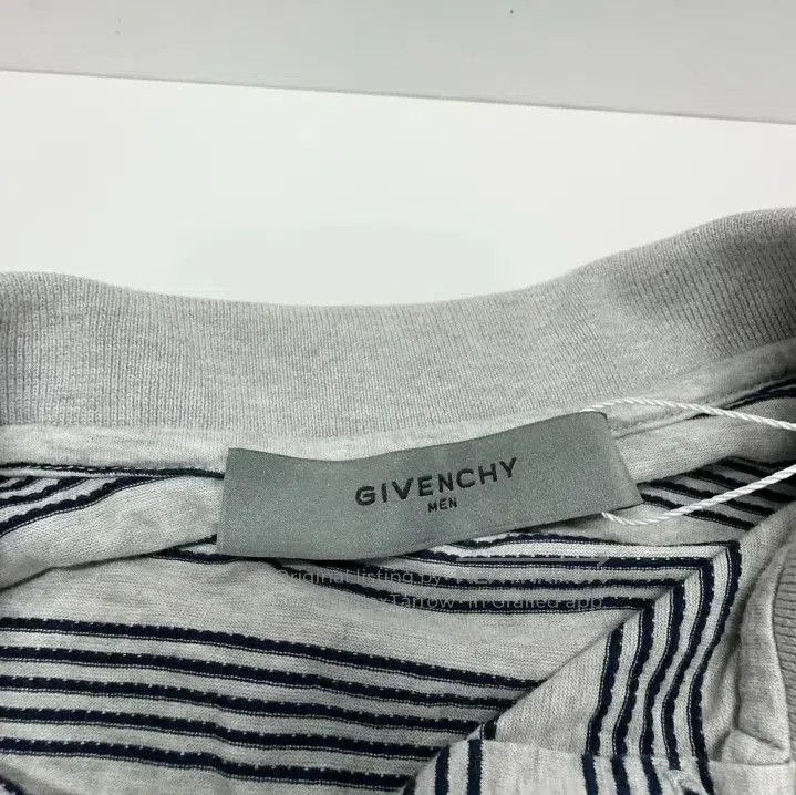 Givenchy Givenchy Men's Gray Striped Short-Sleeve Polo. Size US M / EU 48-50 / 2 - 4 Thumbnail