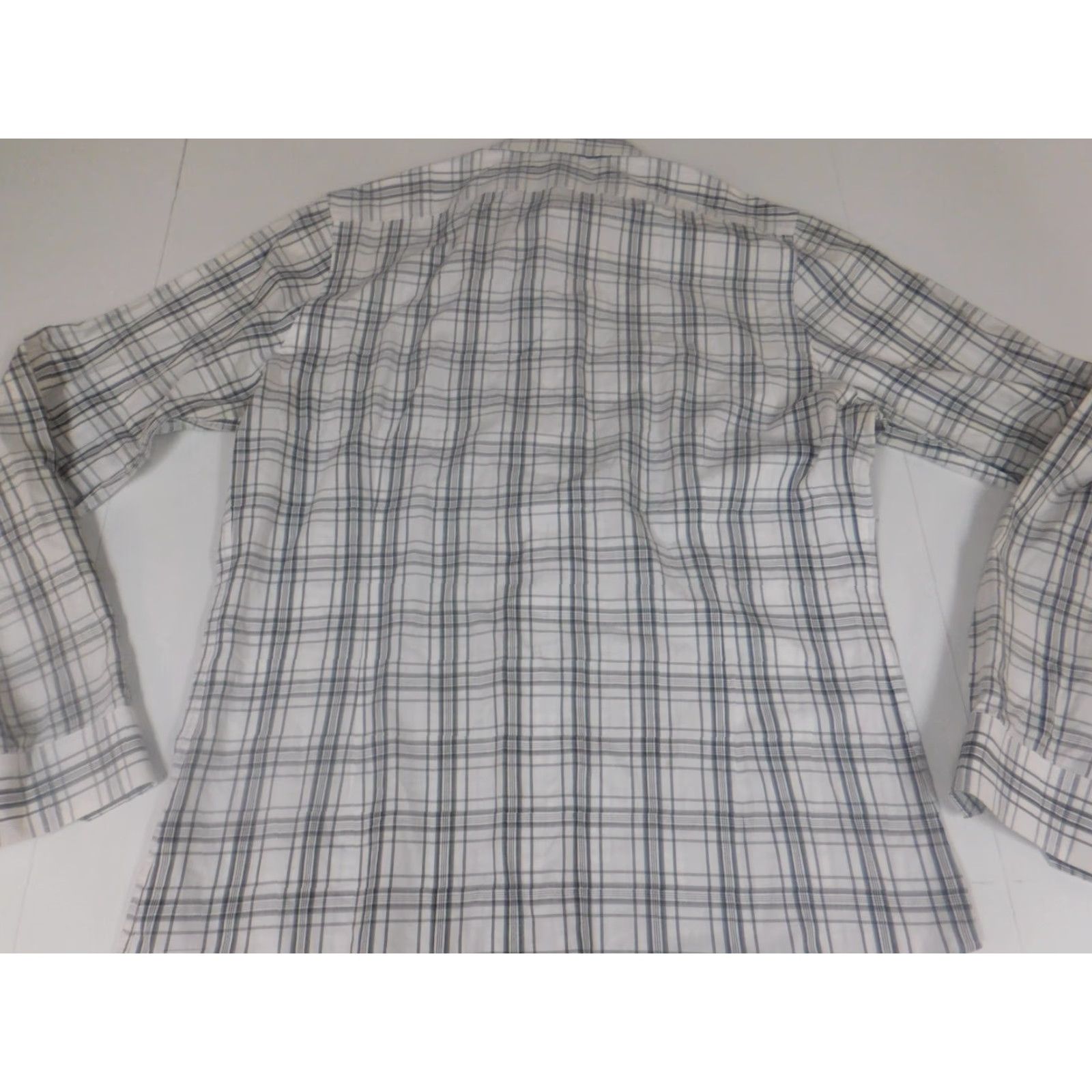 Express Express Mens Shirt Medium gray slim fit plaid Shirt Mens M Gray Plaid Slim Fit Button-Up Collared Long Sleeve Size US M / EU 48-50 / 2 - 5 Thumbnail