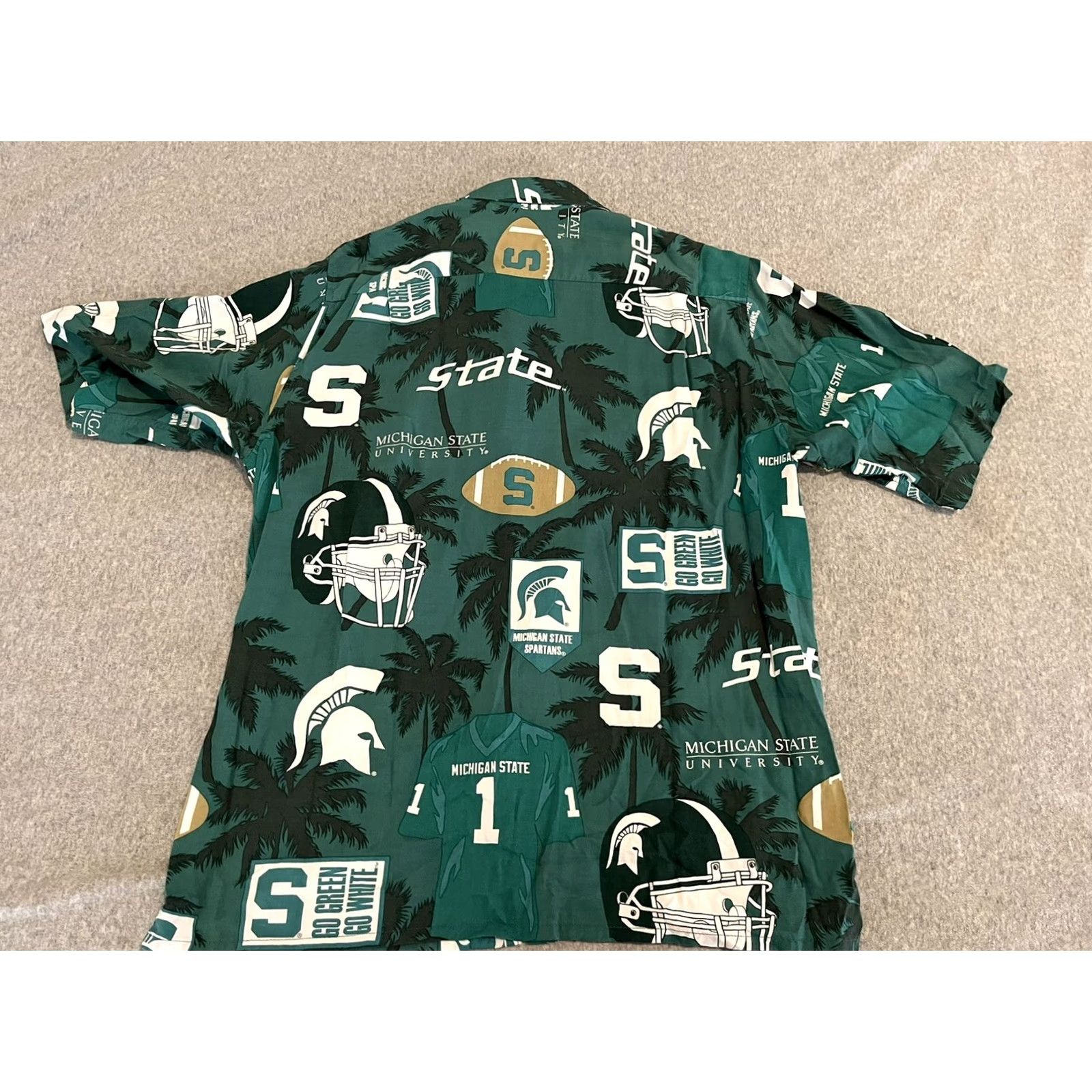 Reyn Spooner Reyn Spooner Michigan State Spartans Football Hawaiian Shirt Green Small Size US S / EU 44-46 / 1 - 3 Thumbnail