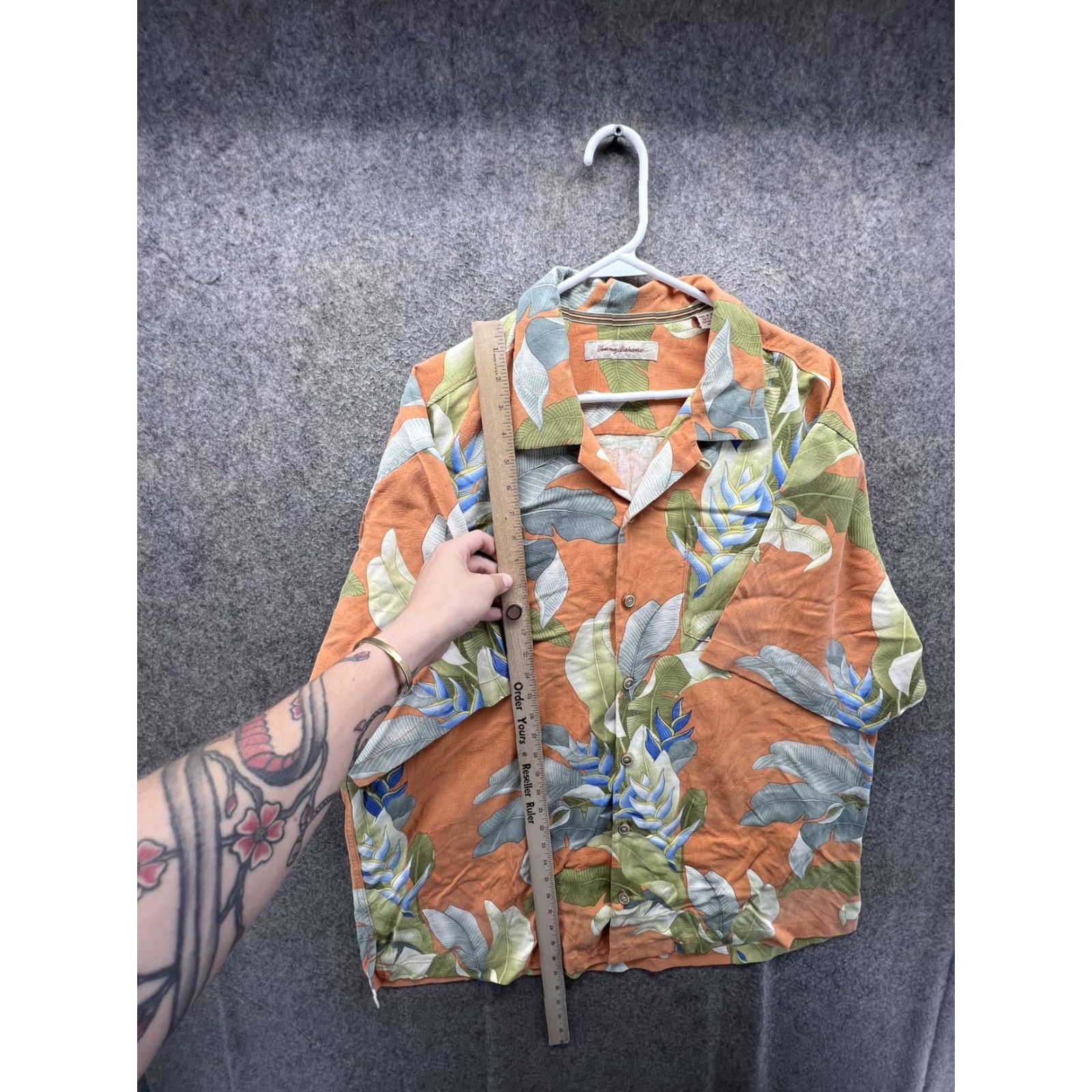Tommy Bahama Tommy Bahama Shirt Mens XL Orange Floral Silk Hawaiian Short Sleeve Button Front Camp Paradise Button-Up Shirt Size US XL / EU 56 / 4 - 4 Thumbnail