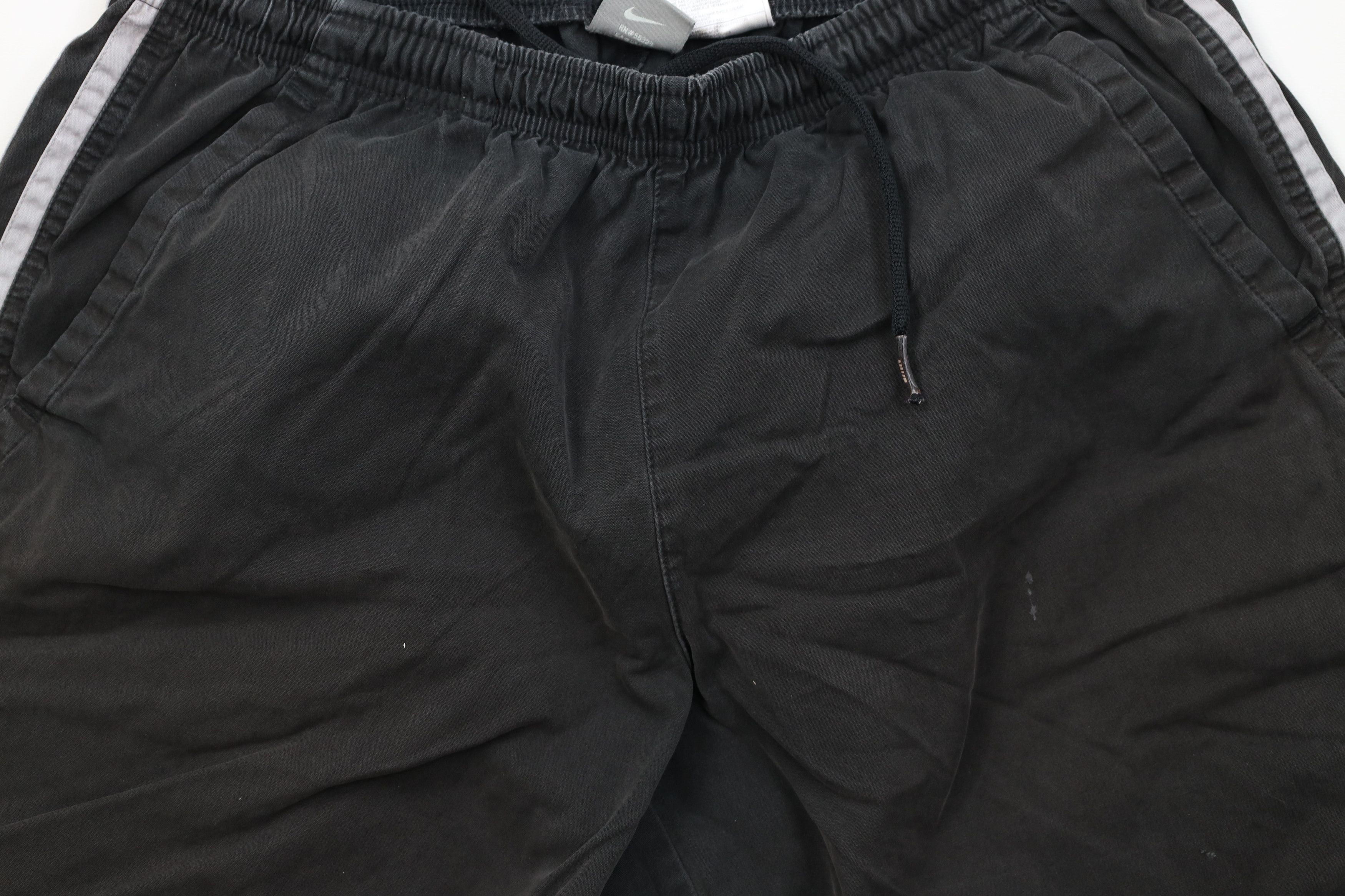 Nike Vintage Y2K Nike Travis Scott Mini Swoosh Striped Shorts Size US 32 / EU 48 - 3 Thumbnail