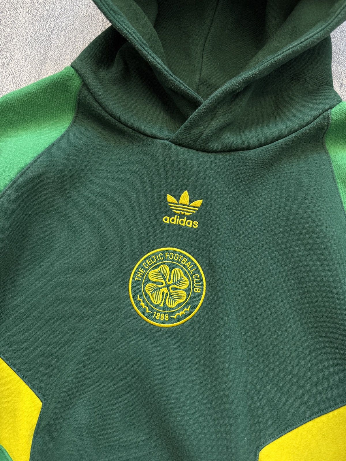 Adidas Mens Vintage Adidas FC Celtic Soccer Jersey Hoodie rare Size US S / EU 44-46 / 1 - 3 Thumbnail