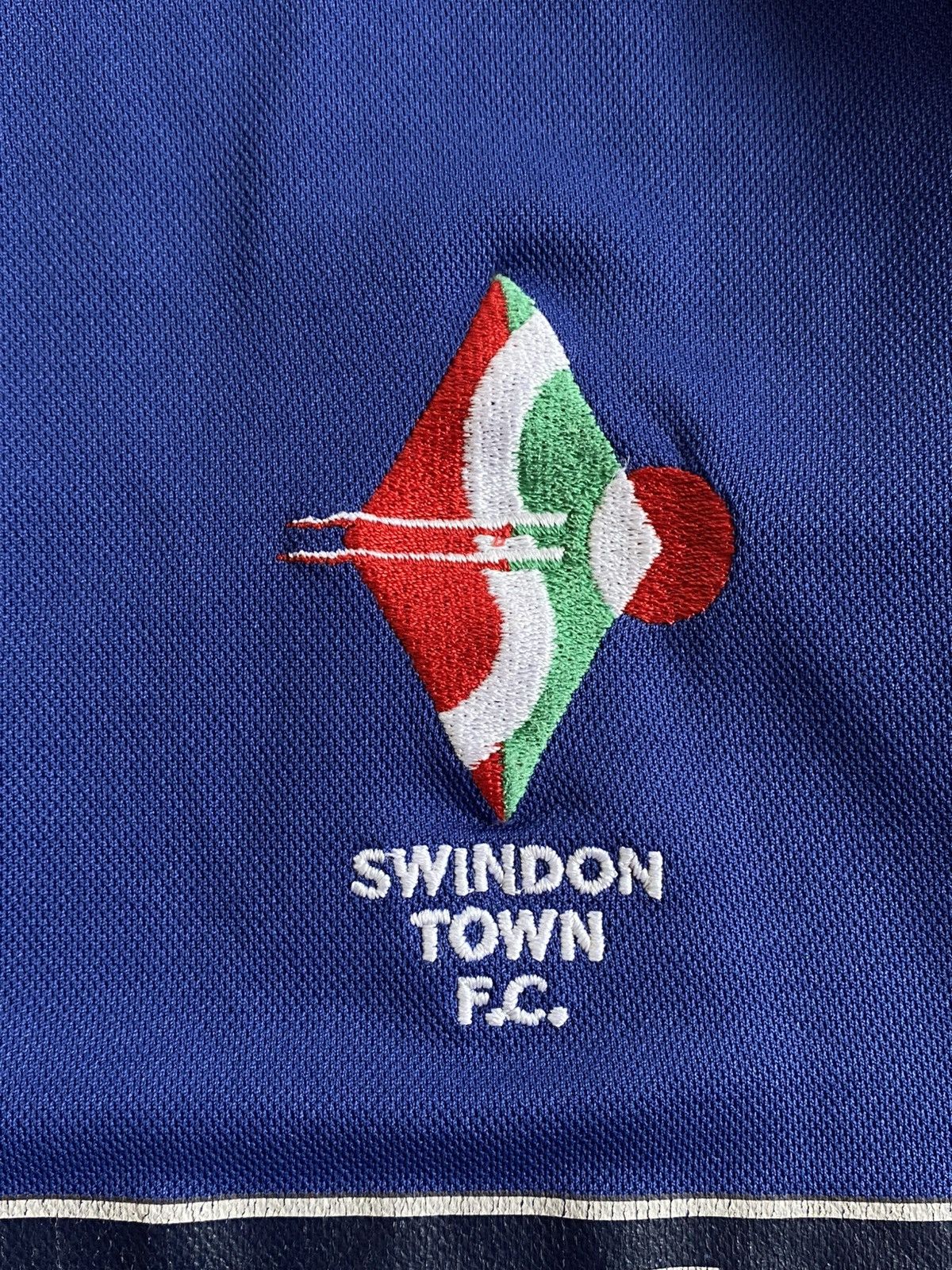 Other Vintage Swindon Town FC Football Shirt Size US XL / EU 56 / 4 - 5 Thumbnail